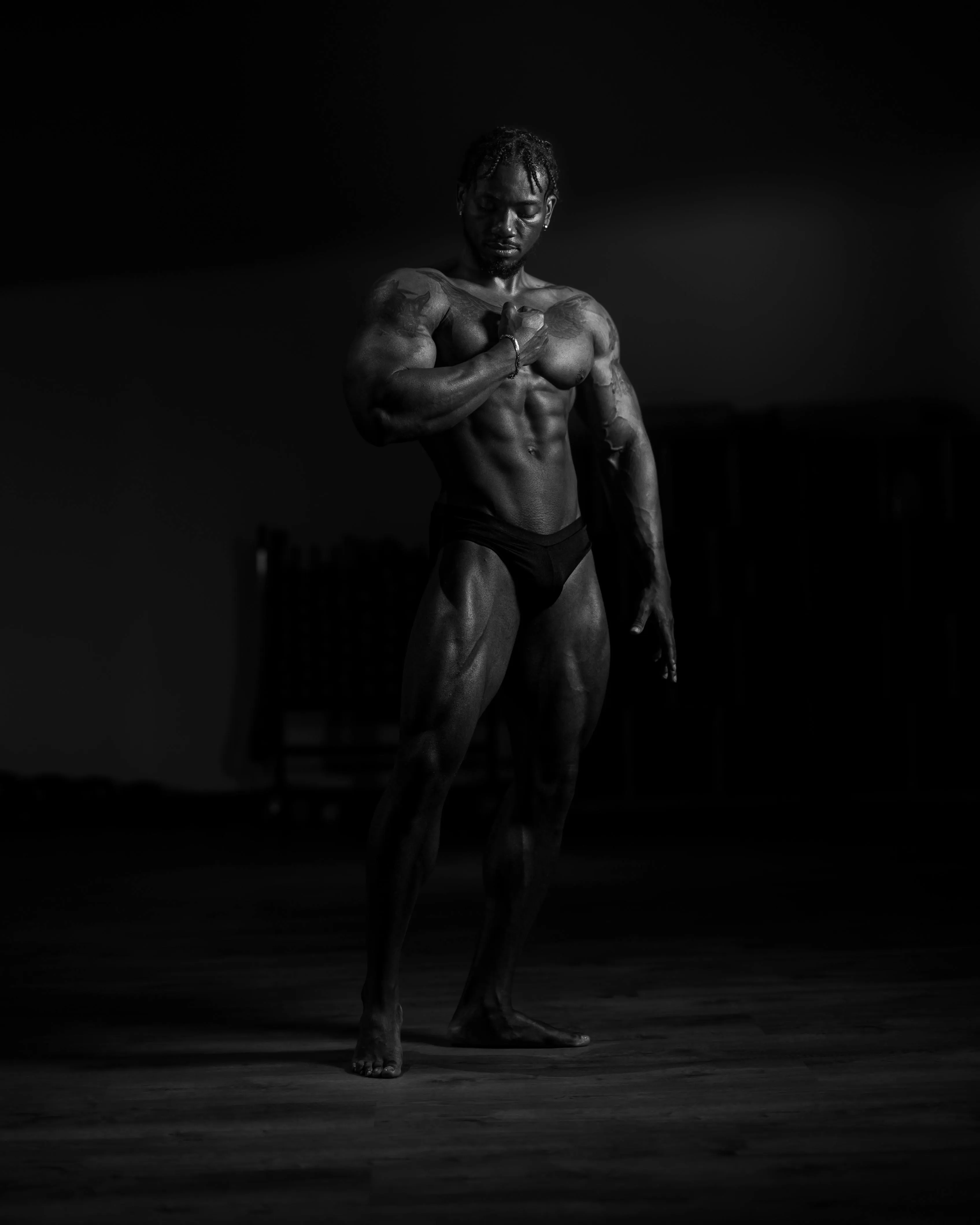 African Man Posing in the Dark · Free