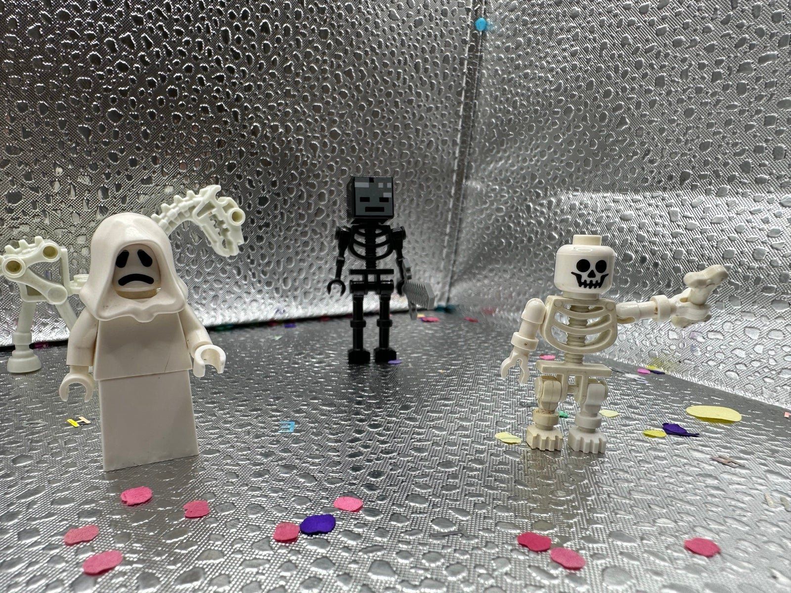 Lego skeleton mini figures lot