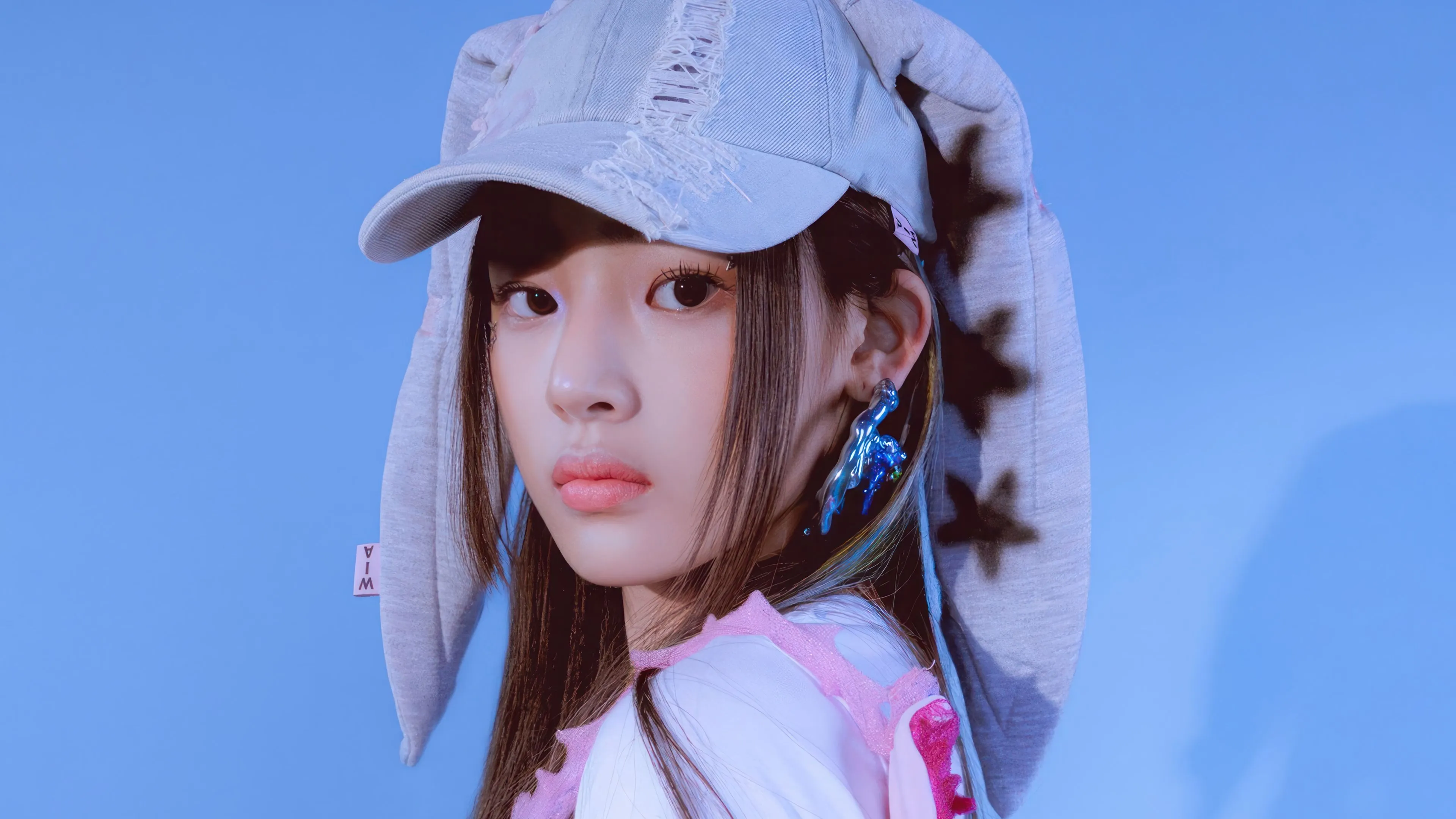 Minji From Newjeans Wearing A Bunny Hat HD Wallpaper