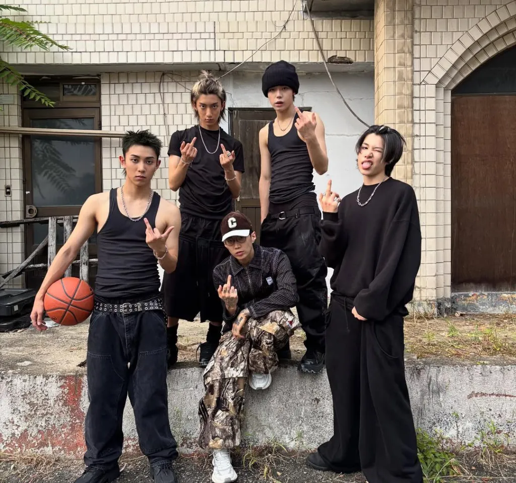 LNGSHOT: The new group created
