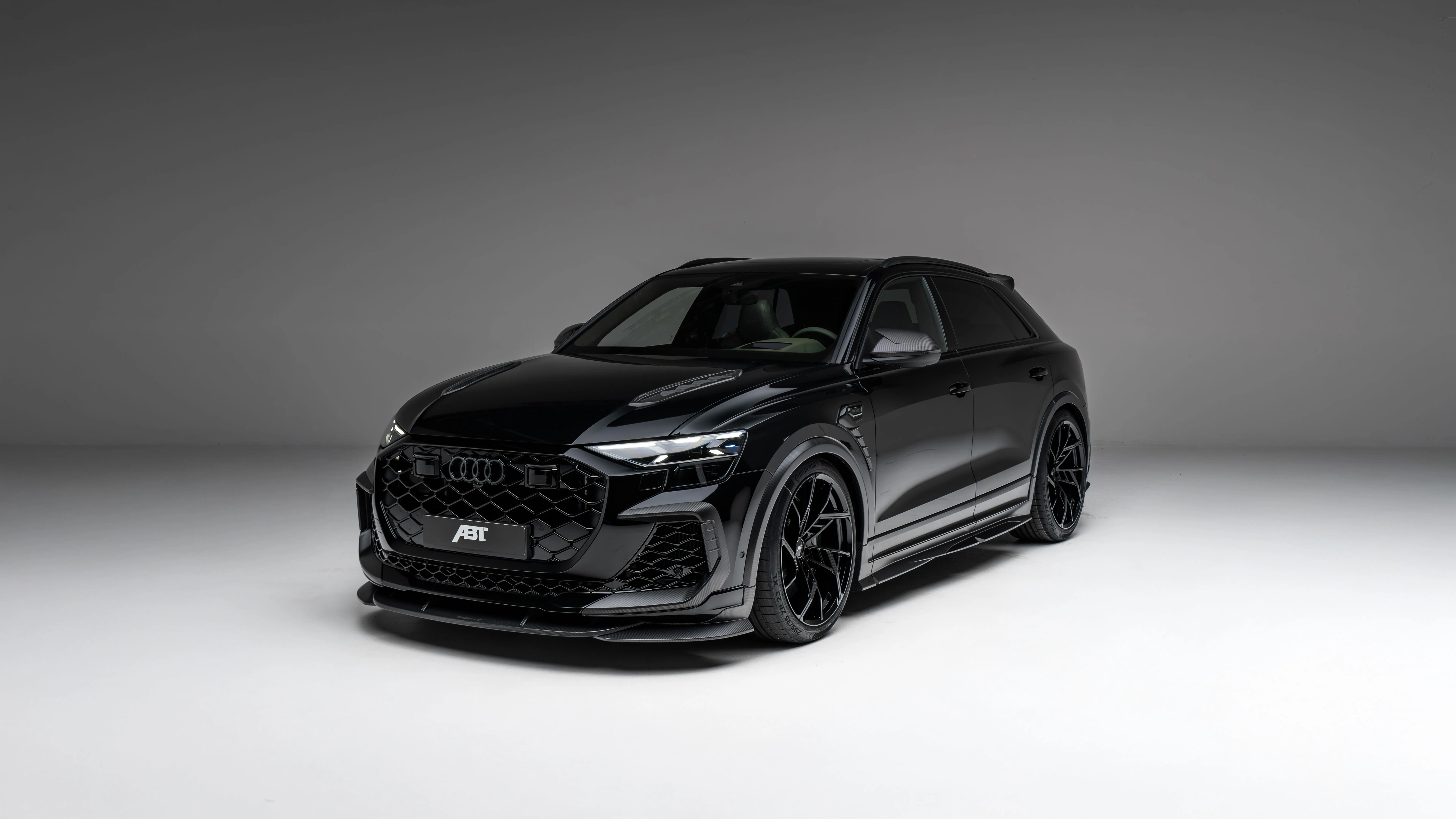 Audi RS Q8 Wallpaper and Background