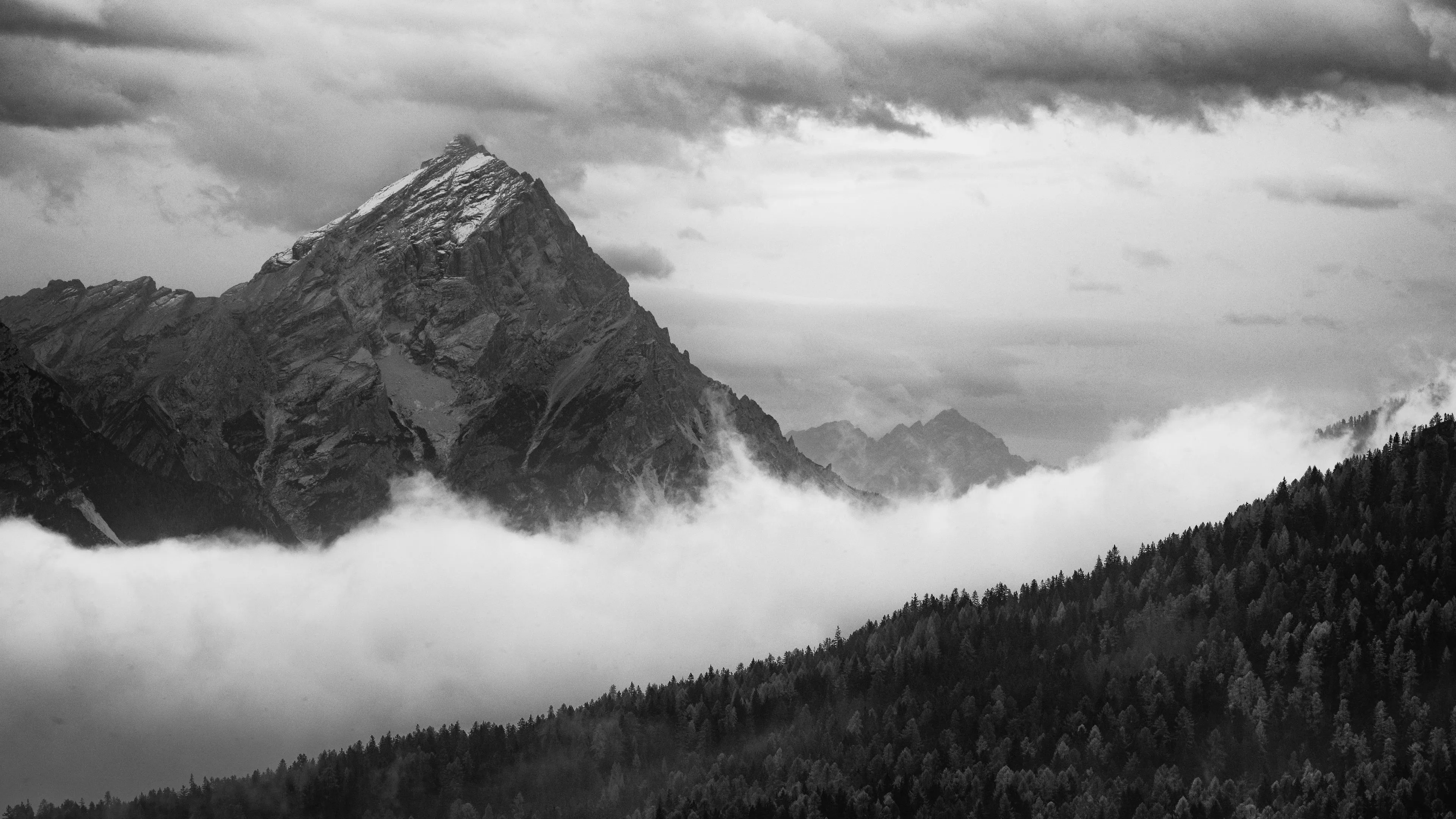 Download wallpaper 3840x2160 mountain, clouds, trees, forest, black and white 4k uhd 16:9 HD background