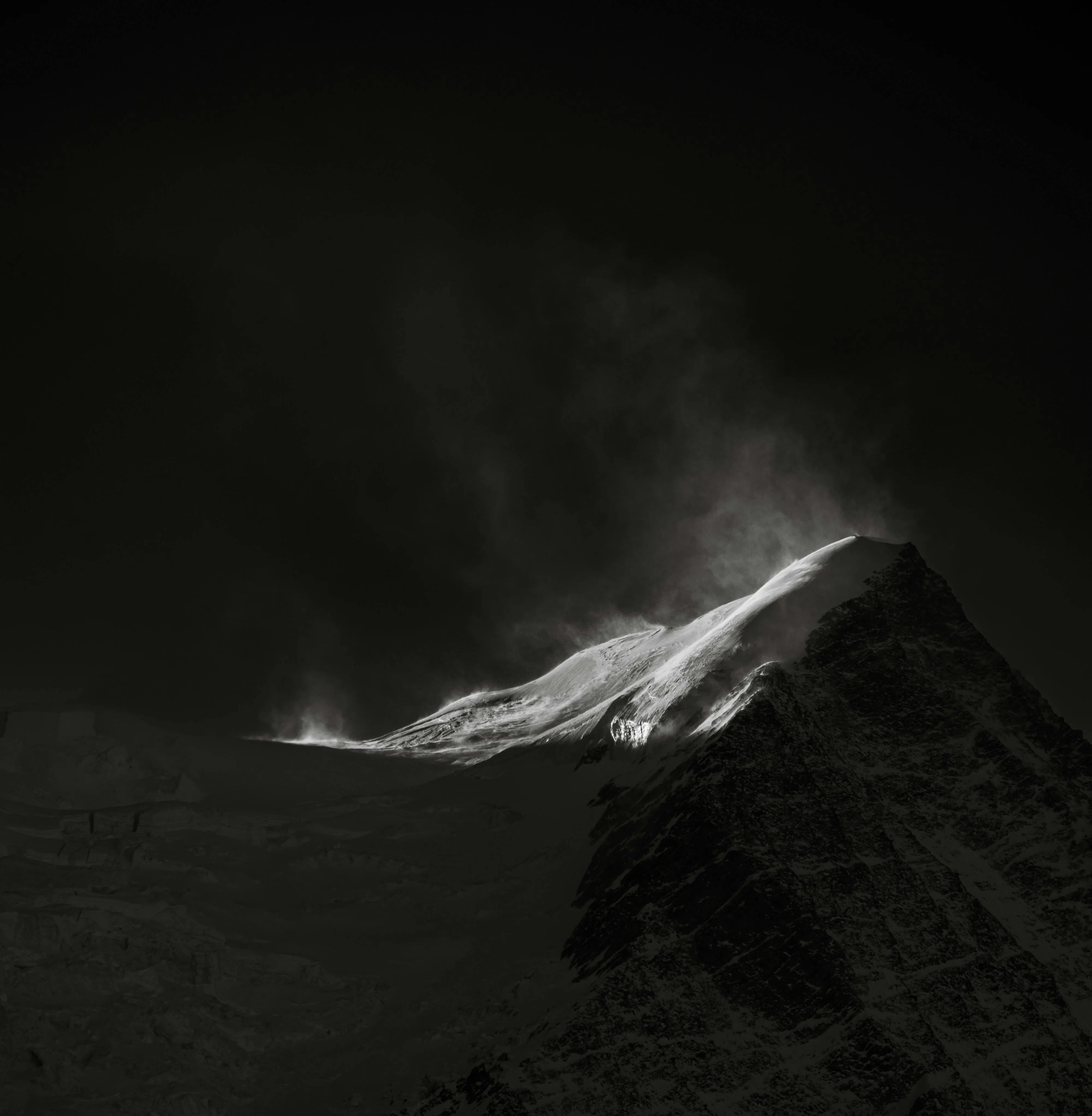 Mountain Peak in Black and White · Free