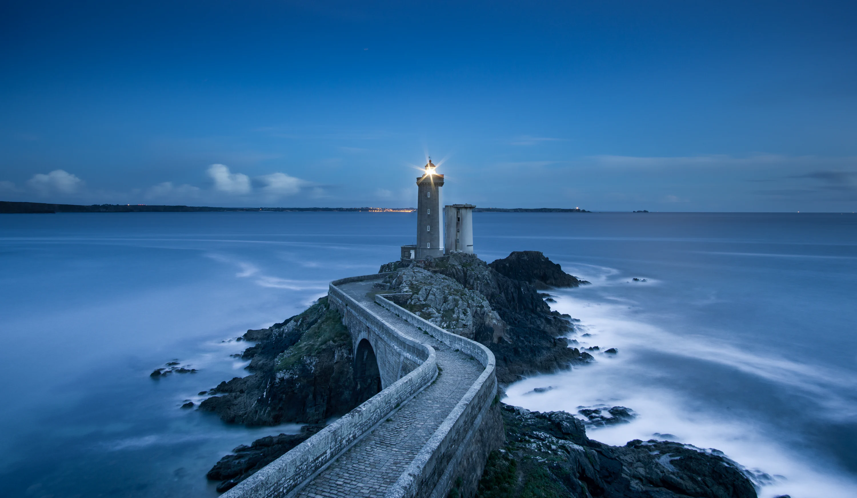 Blue Landscape Picture. Download Free Image