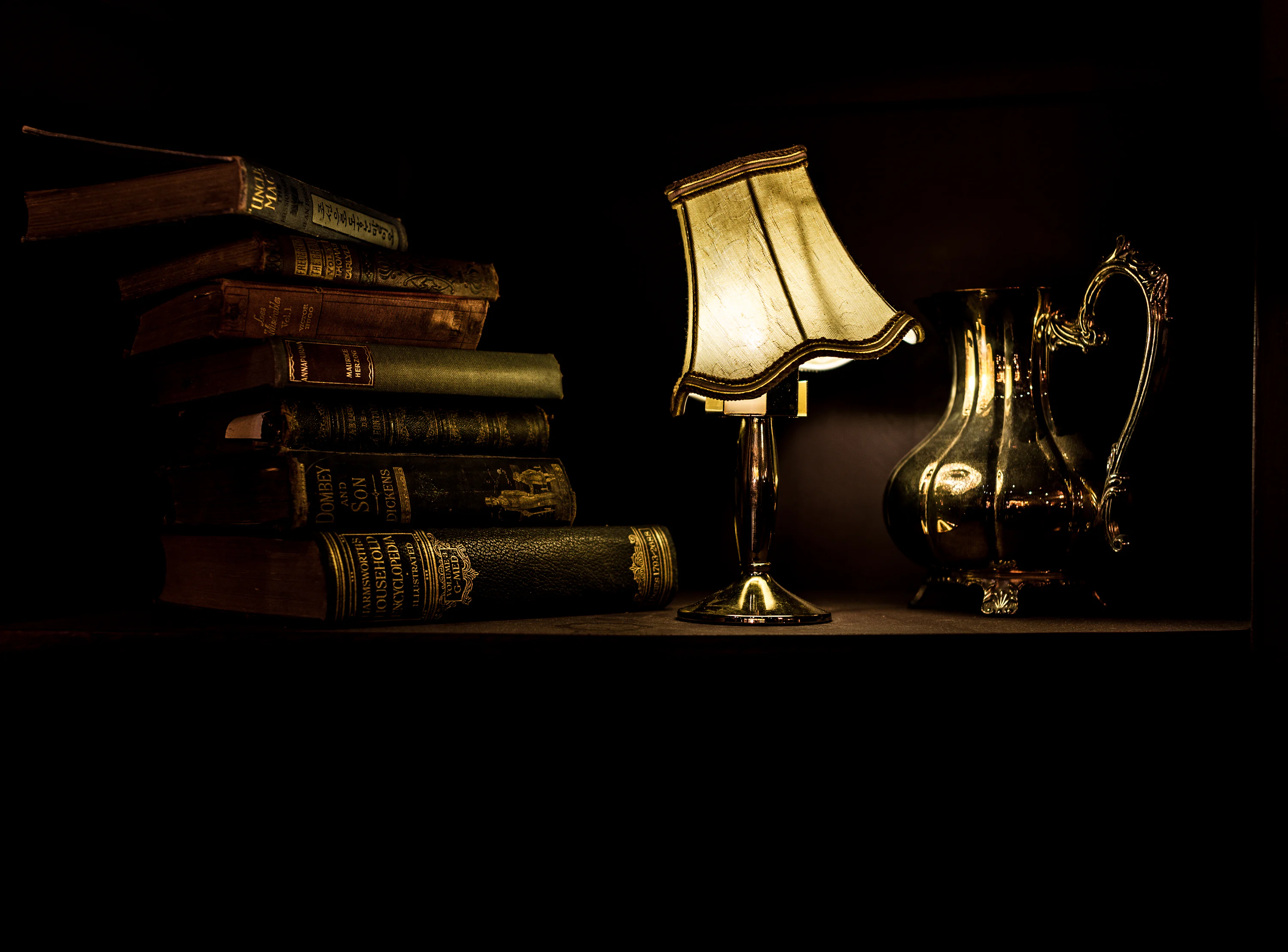 Dark Library Picture. Download Free Image