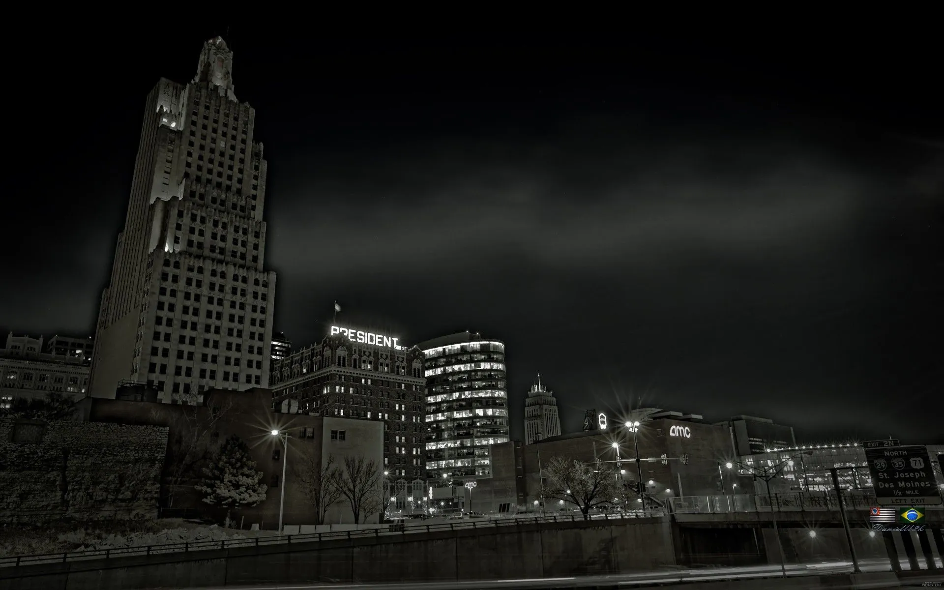 Desktop wallpaper: Street, Man Made, City, Building, Cloud, Dark, Cities 4K free download for PC. 351021