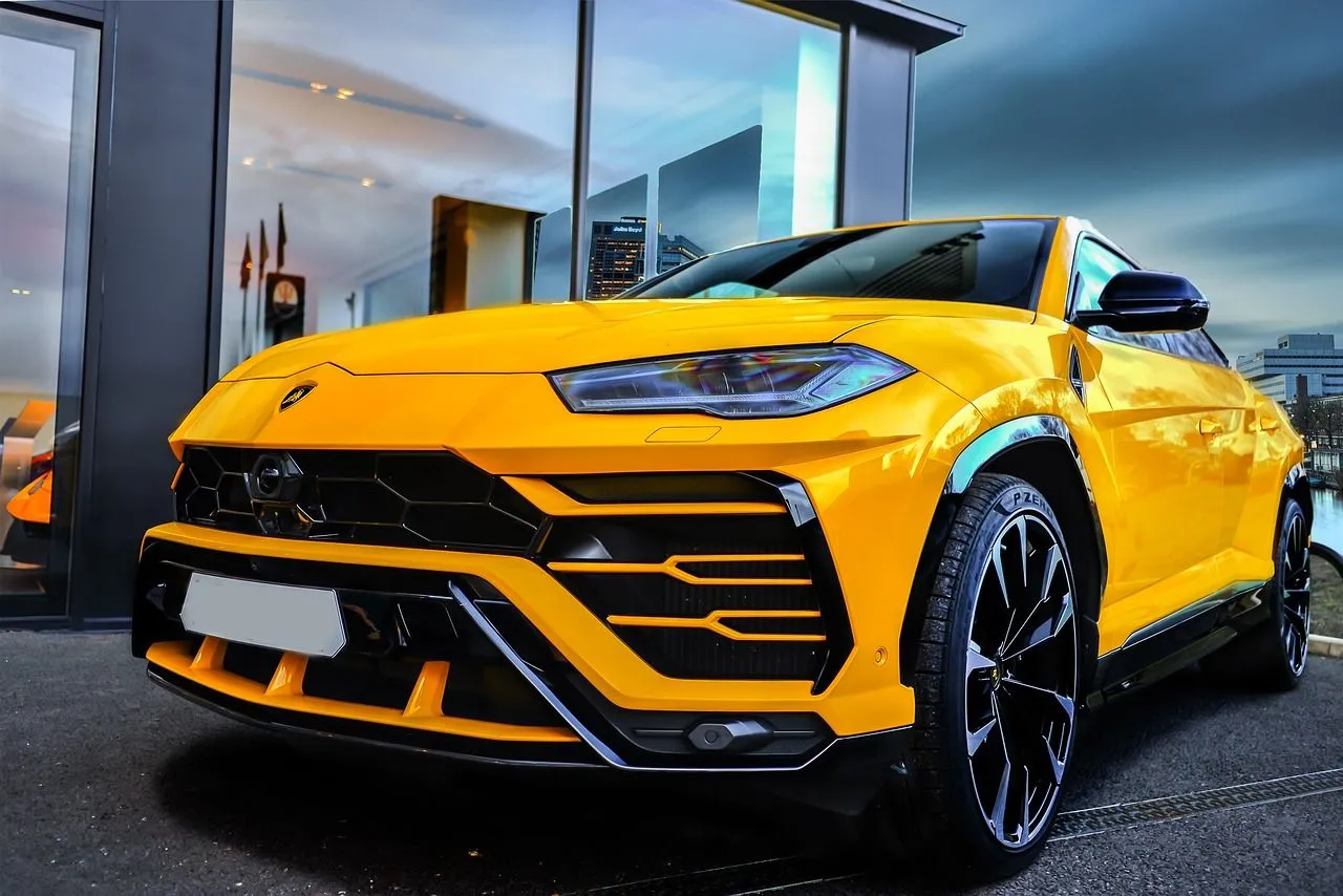 Free Lamborghini Urus & Lamborghini Photo