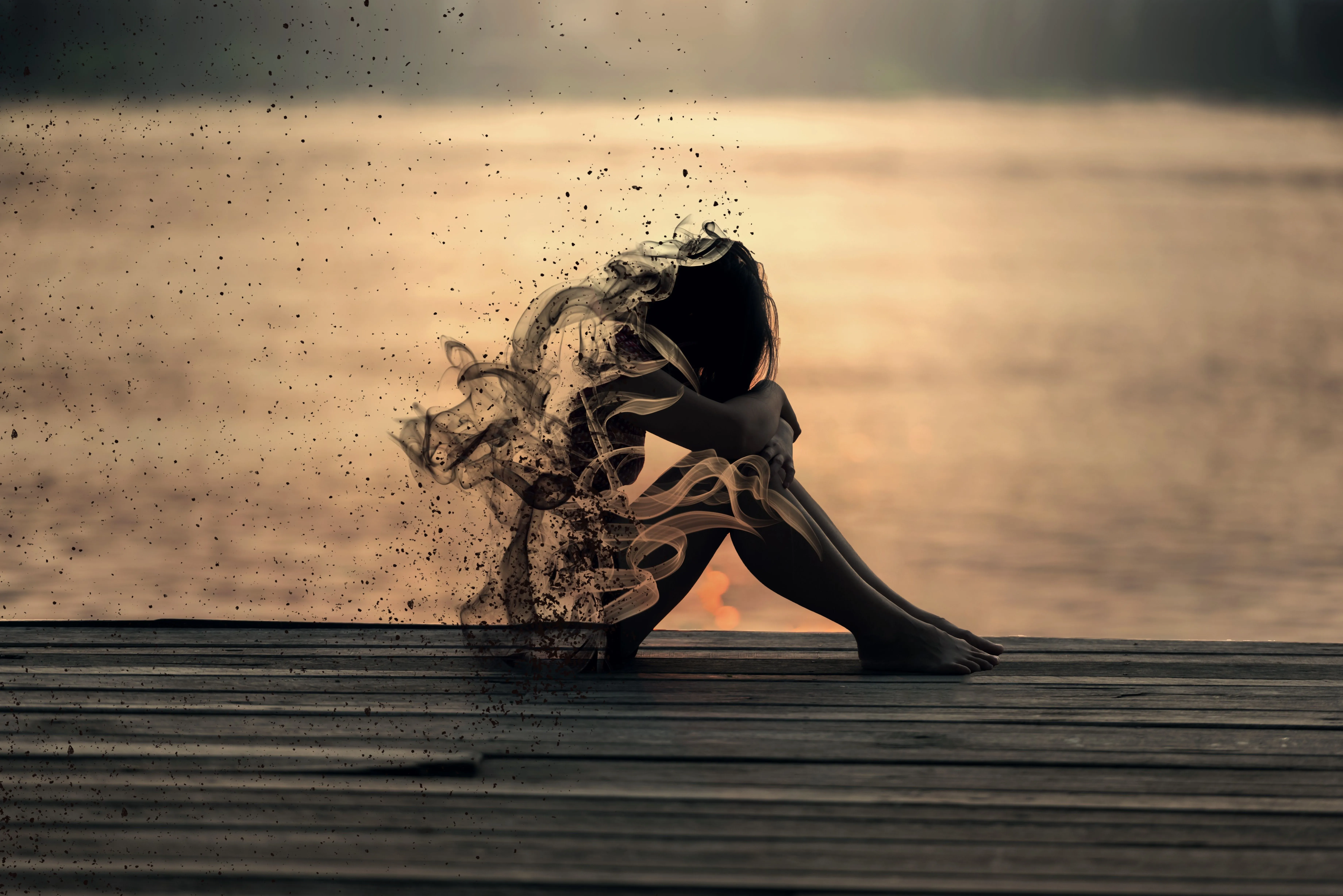 Sad Girl Sitting With Smoke Effect At Sunset 4K HD Wallpaper