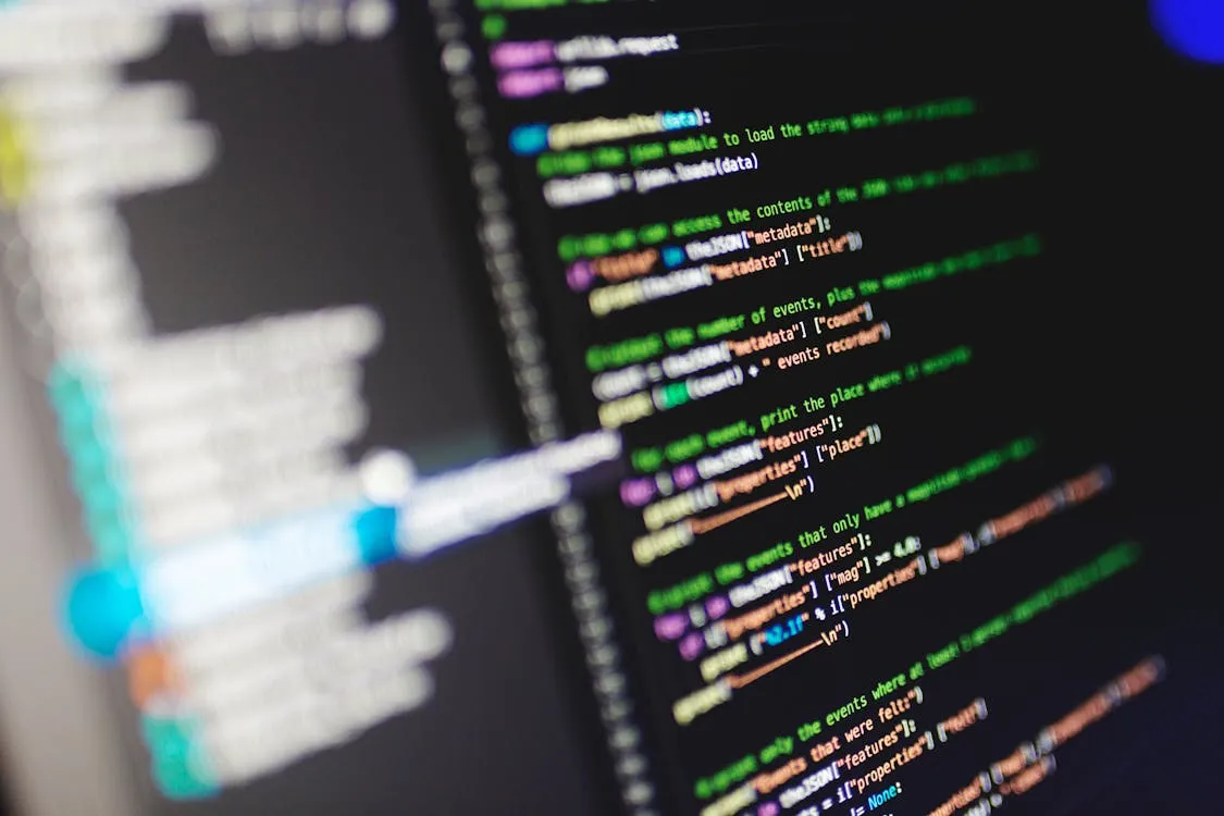 Computer Program on the Monitor · Free