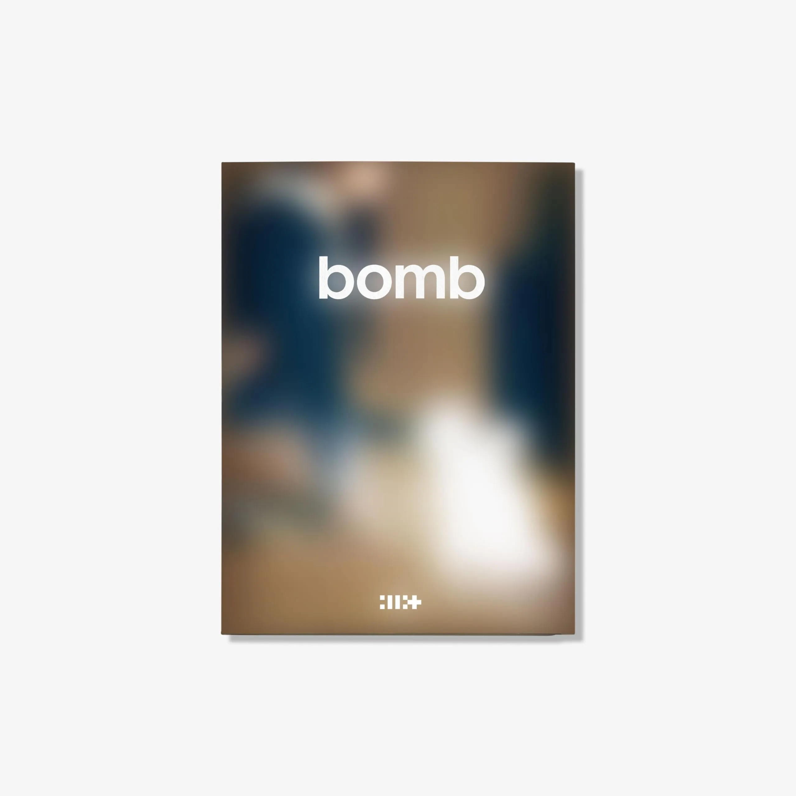 ILLIT Mini Album [bomb] Weverse Version 'little monster' ( Do the Dance), Home & Kitchen
