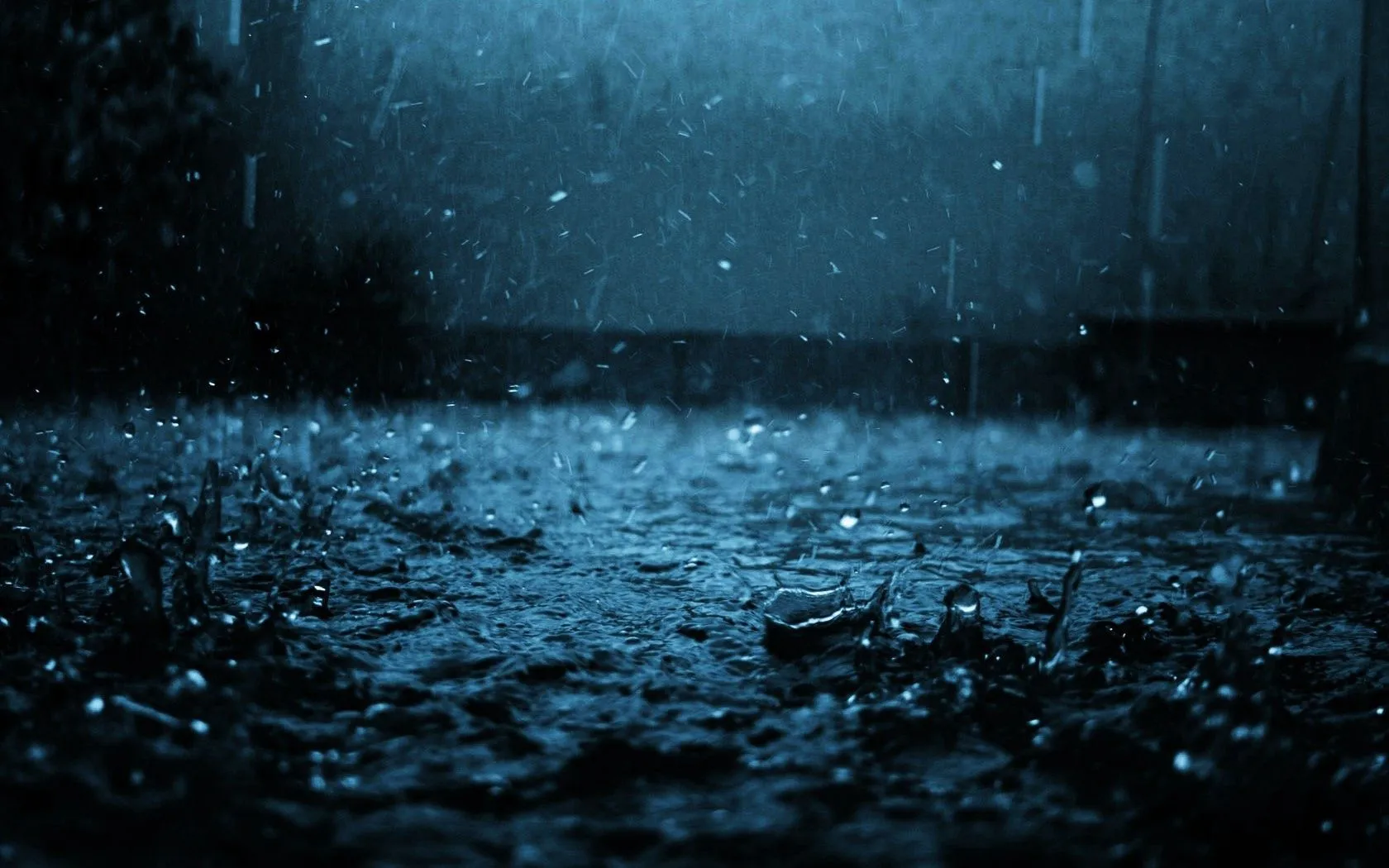 Desktop wallpaper: Dark, Rain, Macro, Drop 4K free download for PC. 156467