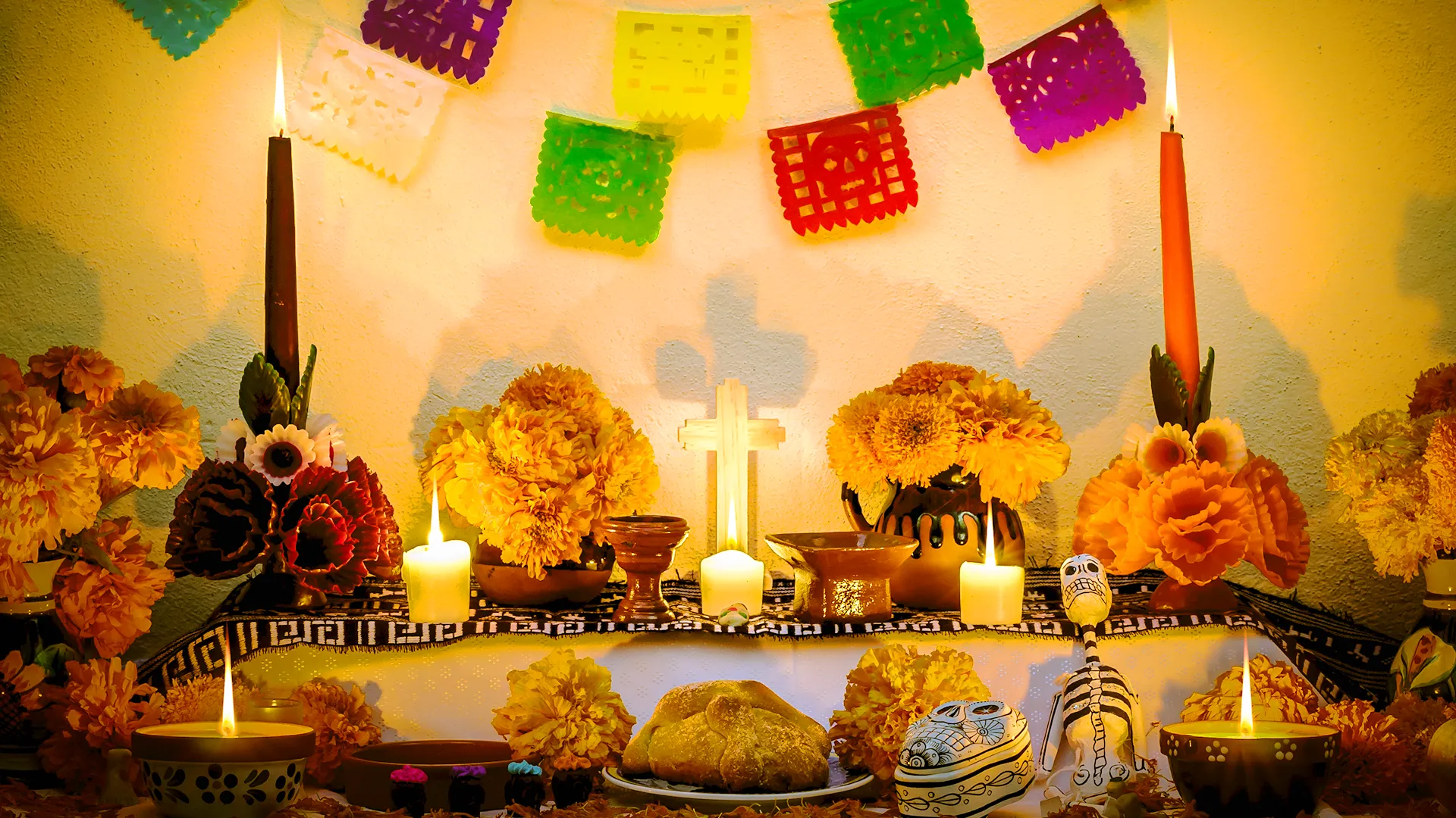 Sugar Skulls, Tissue Paper Chains and 'Day of the