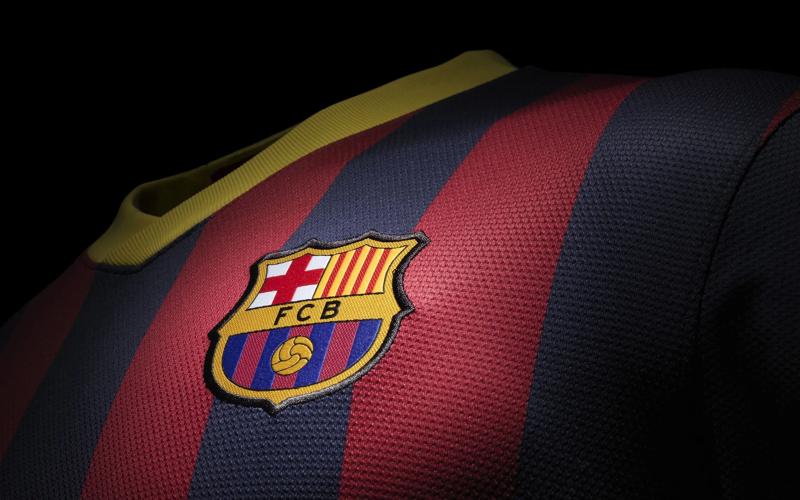 FC Barcelona Football Club Team uniform 2017 HD Wallpaper