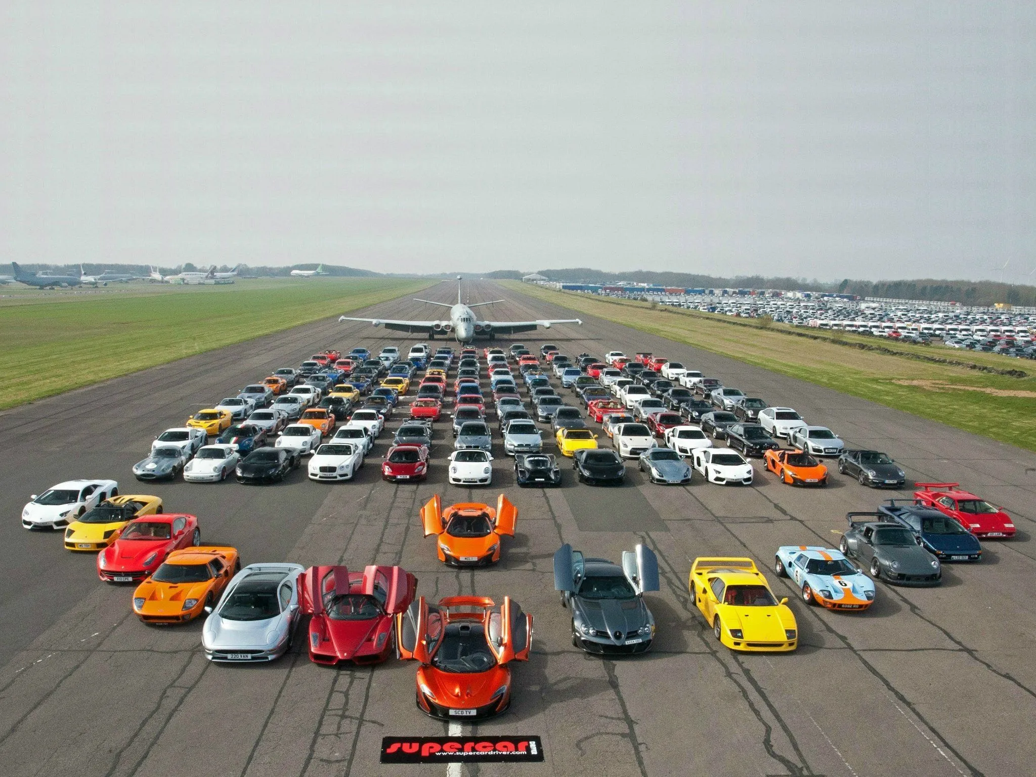 supercars Wallpaper HD / Desktop and Mobile Background