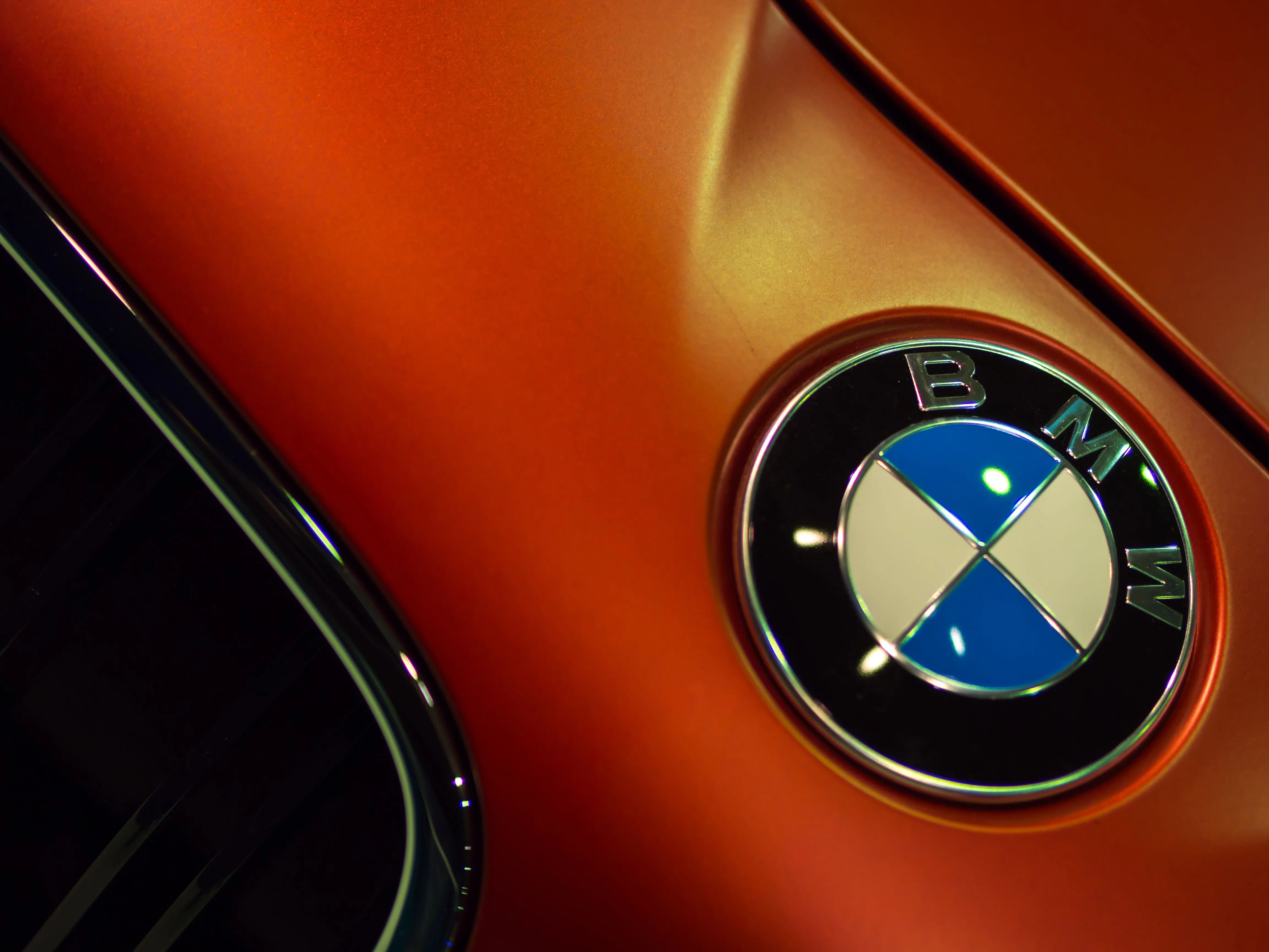 Free Image, hand, road, sport, car, wheel, retro, sign, reflection, vehicle, stamp, auto, circle, automotive, brand, tuning, logo, bmw, classic, expensive, automobile make, computer wallpaper 4608x3456