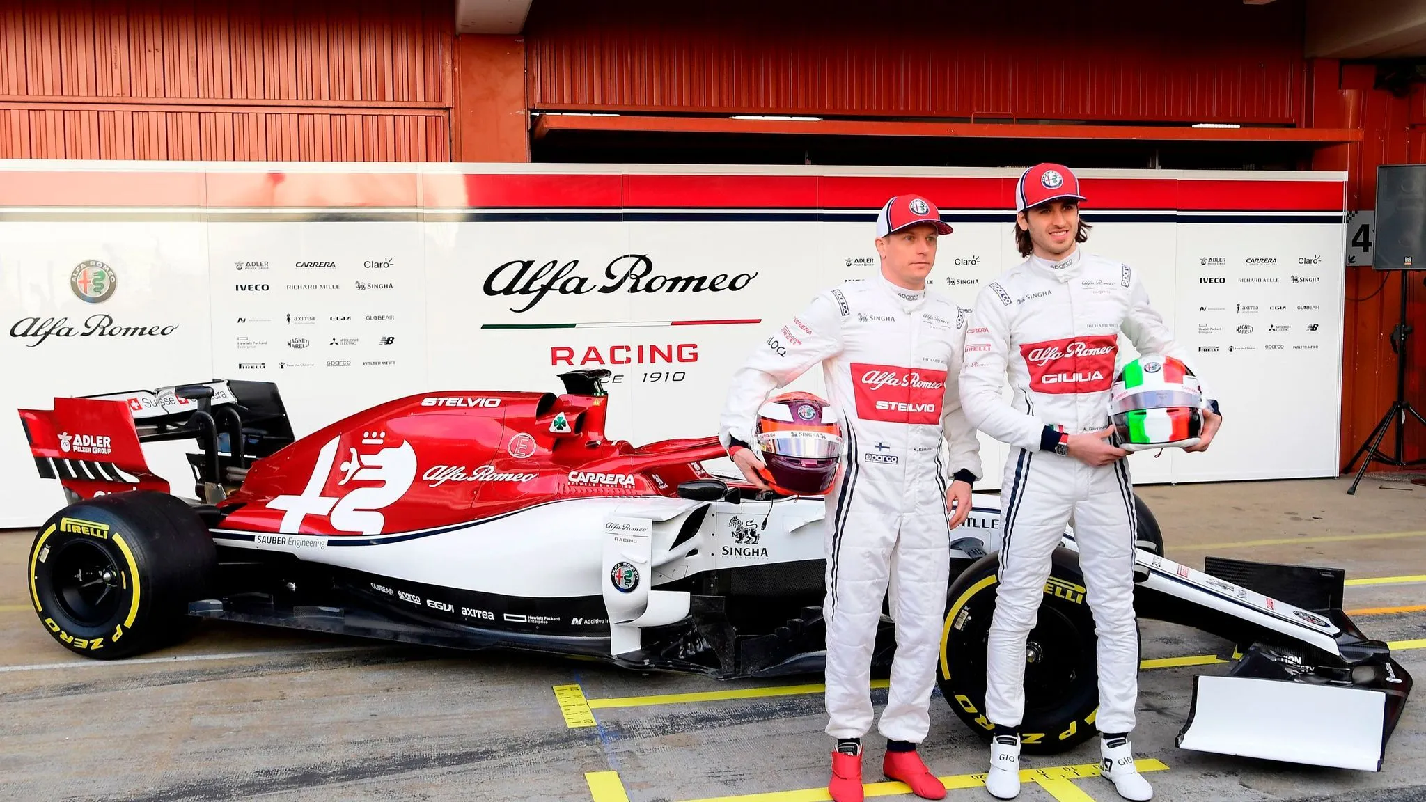 F1 Testing: Alfa Romeo reveal new livery and car, the C38