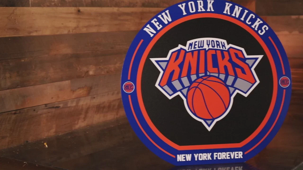 VARSITY Collection- SINGLE layer New York Knicks Metal Wall Art