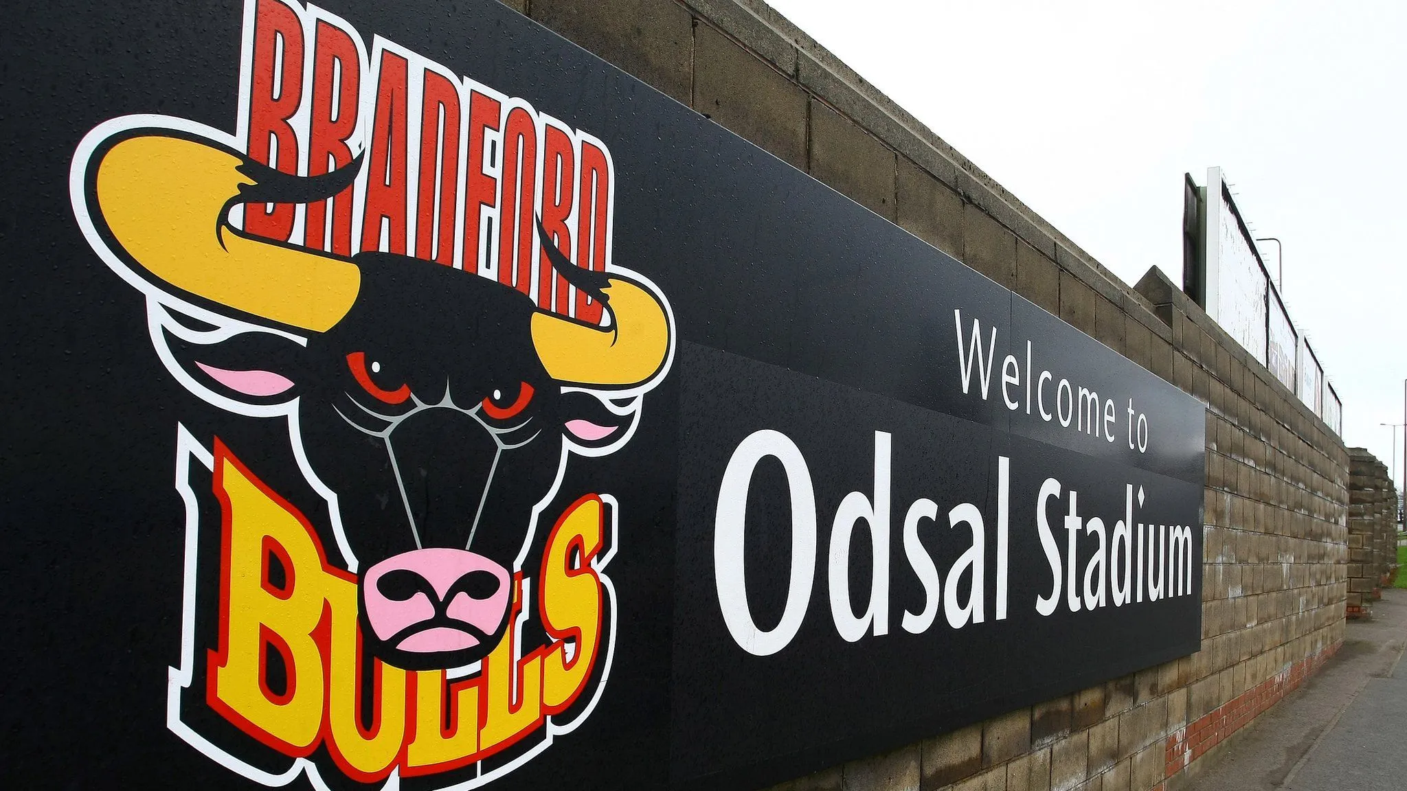 Bradford Bulls: Consortium considering bid for club, says Rugby Football League