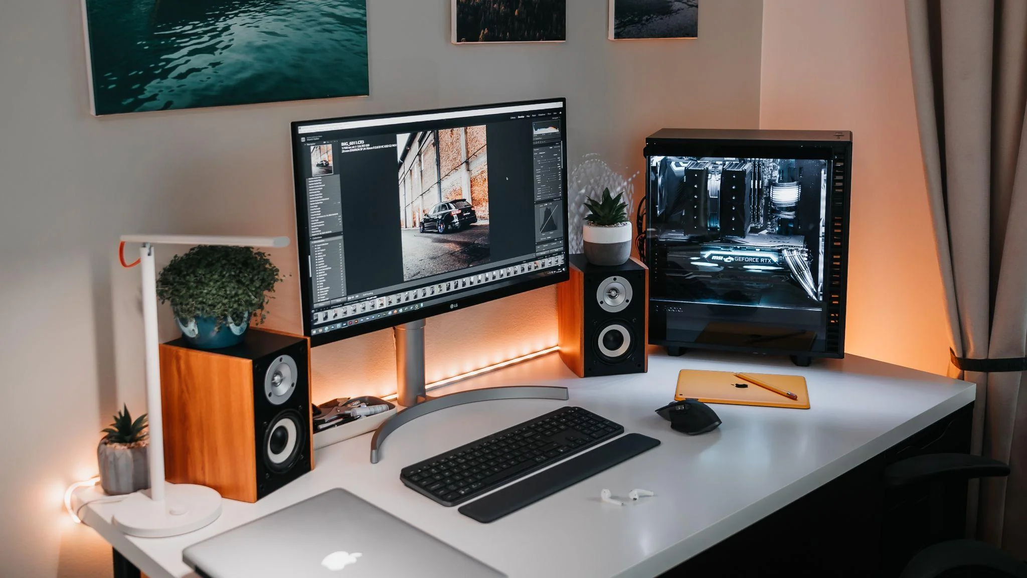 Best Desk Setups For Developers And Programmers: A Brief Guide