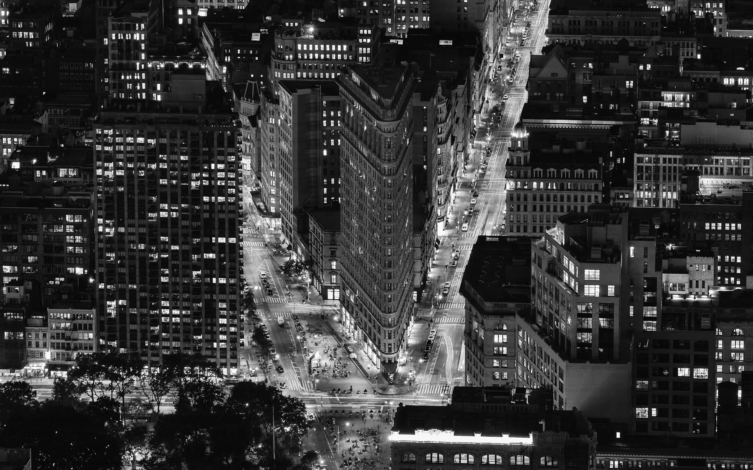 New York Black and White Wallpaper