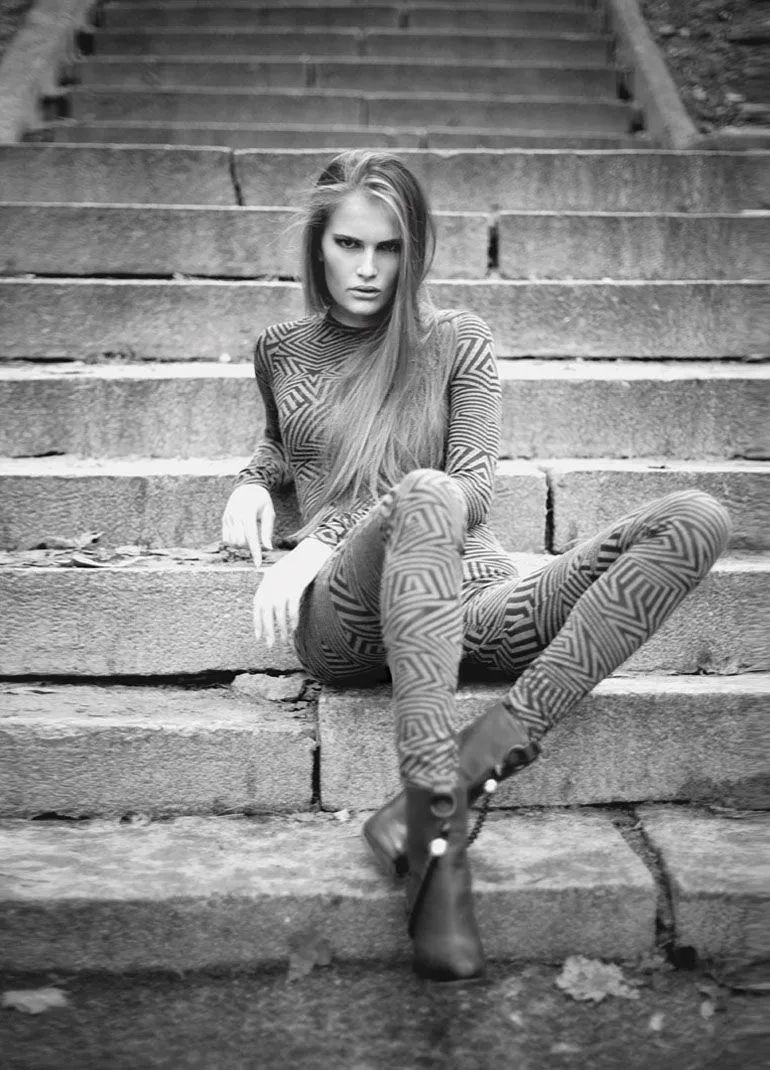 Alla Kostromicheva by Aleksandr Kluchnik for