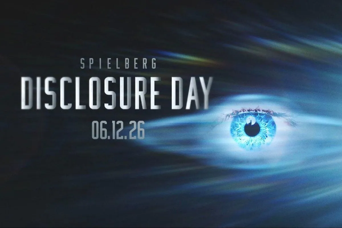 DISCLOSURE DAY is not at all what I expected. Less action thriller and more existential discourse on the unifying power of truth, with the storytelling prowess of Spielberg. Both opaque and intimate