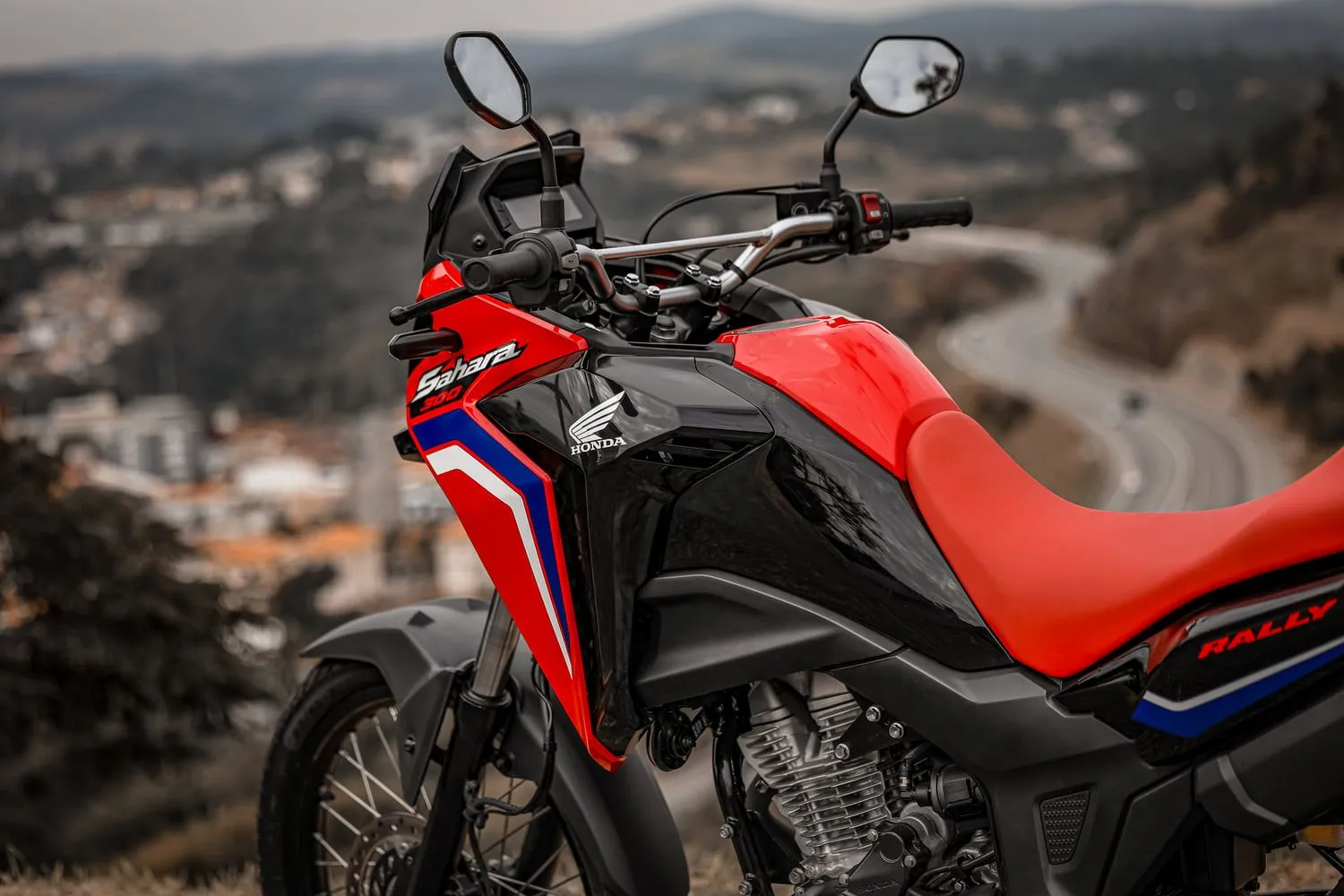 Honda XRE 300 Sahara 2027. Ficha Técnica, Top Speed, Consumo, Imagens e Preço