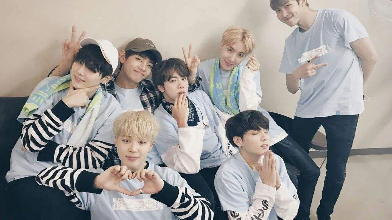 Taekook Laptop Wallpaper