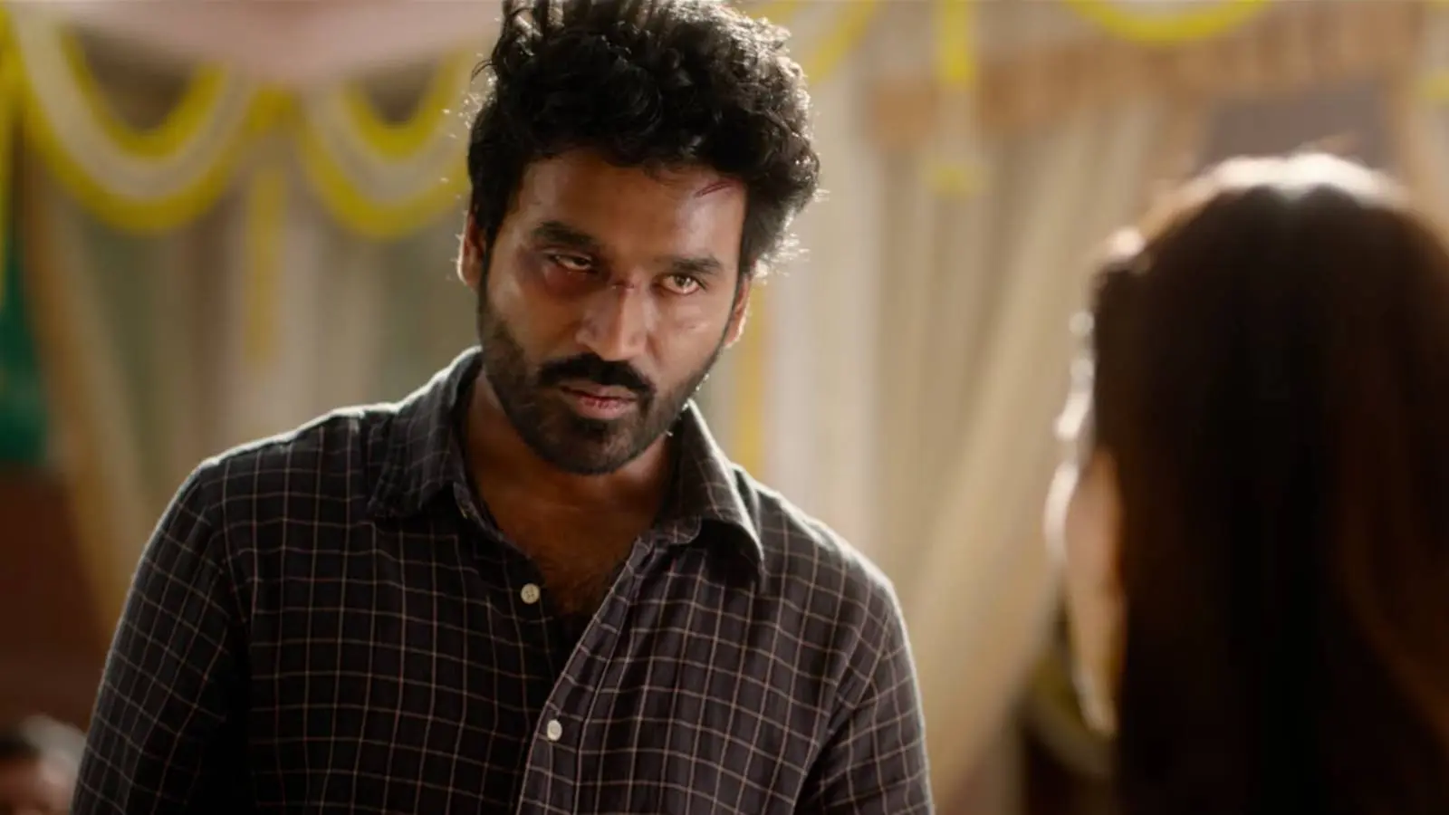 Dhanush's Tere Ishq Mein Teaser Wows Fans