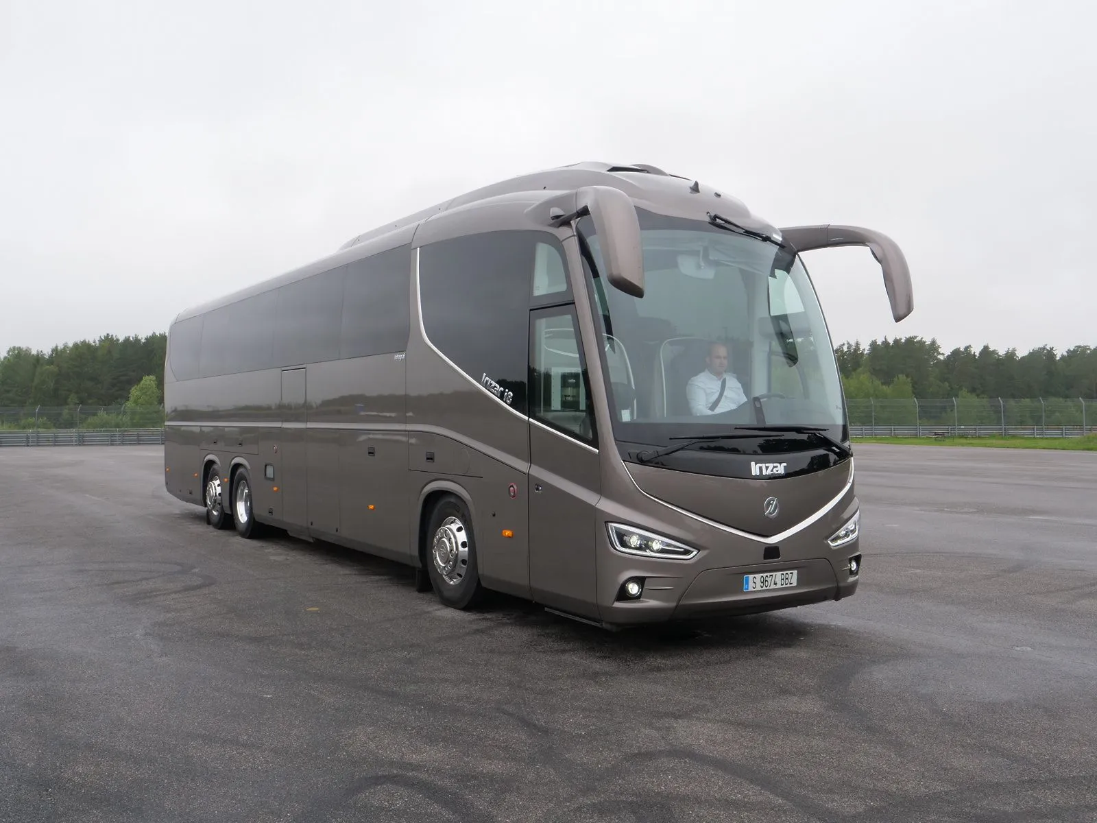 Irizar i8