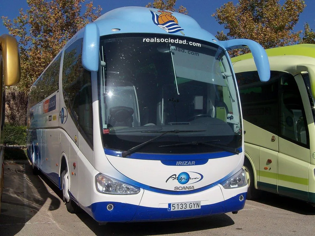 Irizar PB Transporte Oficial de la Re