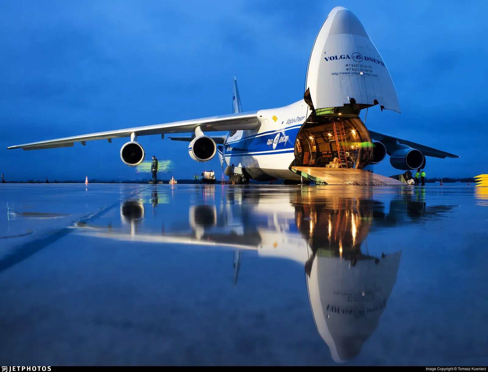 RA 82077. Antonov An 124 100 Ruslan. Volga Dnepr Airlines