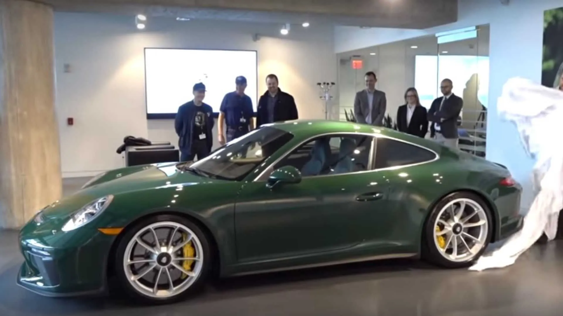 Porsche 911 GT3 Touring In British Racing Green Is Pure Class