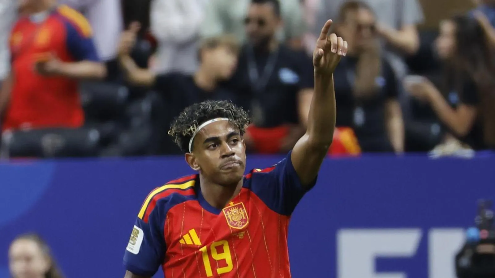 Lamine Yamal comes to Spain's rescue with his first major World Cup performance