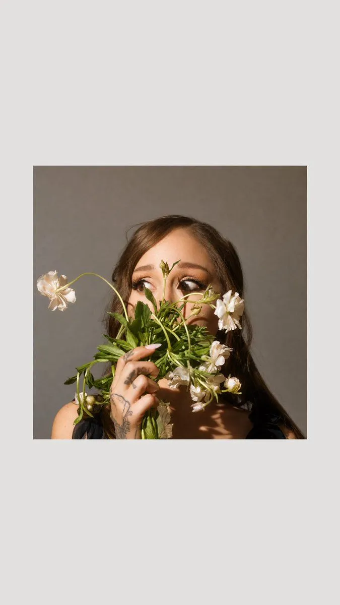 PETAL BY ARIANA GRANDE NEW WALLPAPER IN COLOR #AG8 #petal #ariana # arianagrande