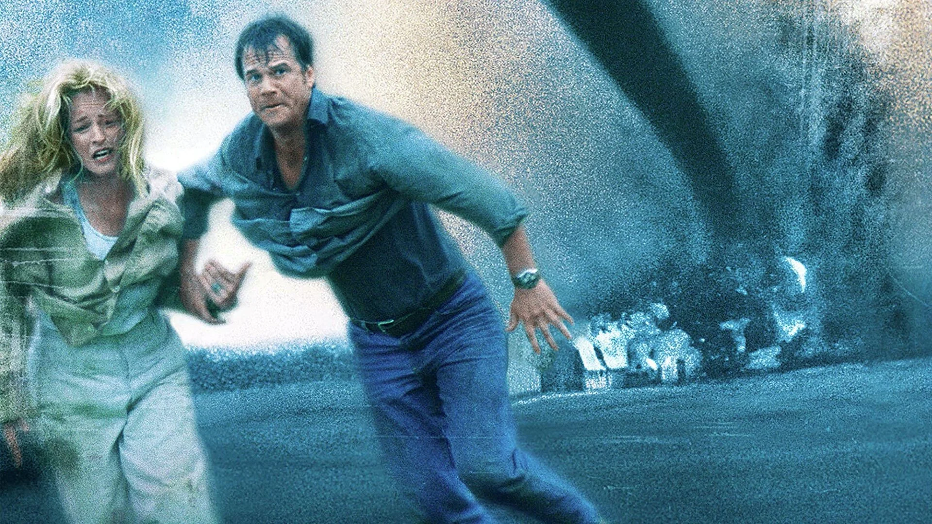 New Honest Hilariously Pokes Fun at The 1996 Classic TWISTER