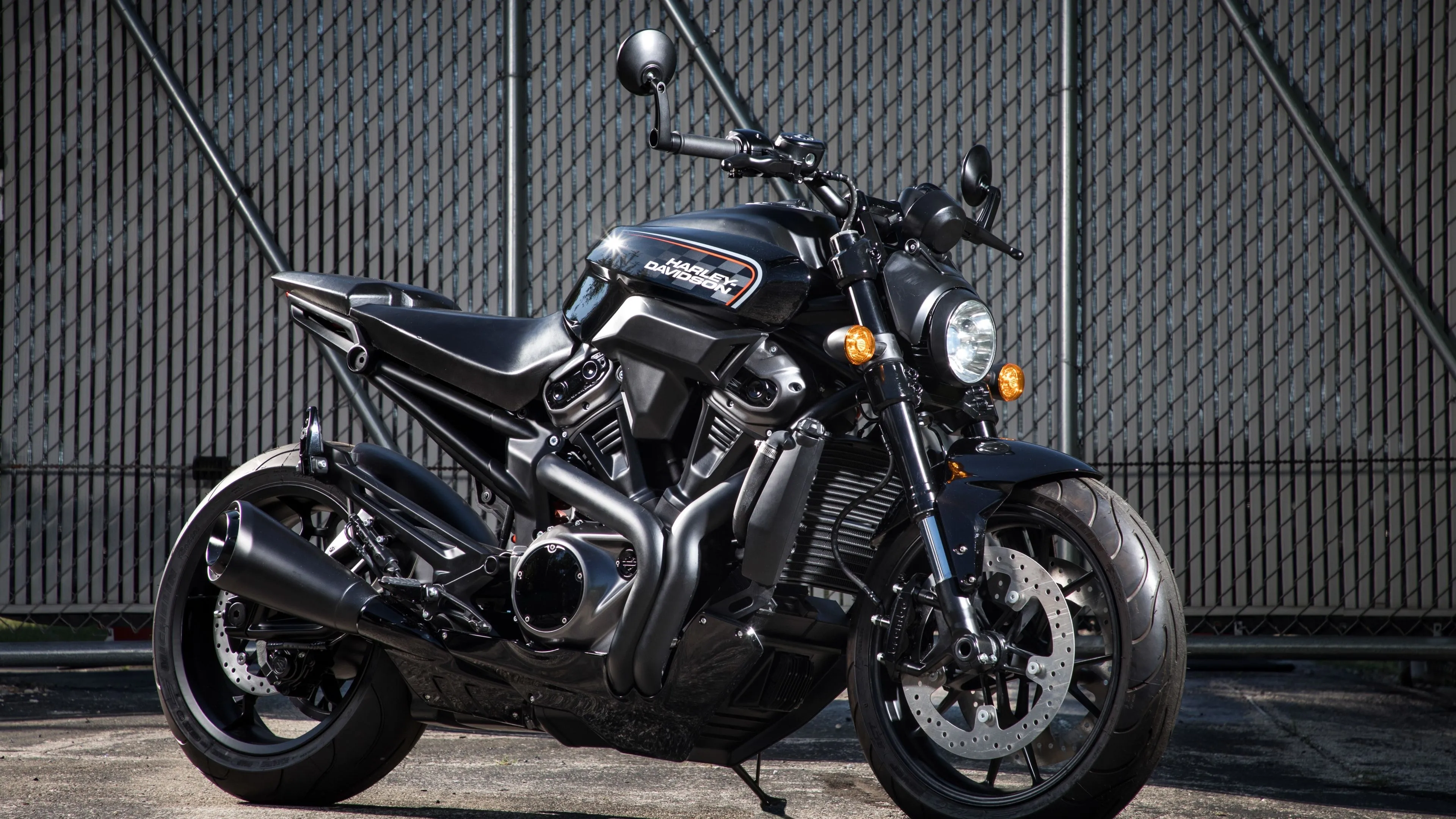Harley Davidson Wallpaper 4K, Cafe Racer, Race Bikes