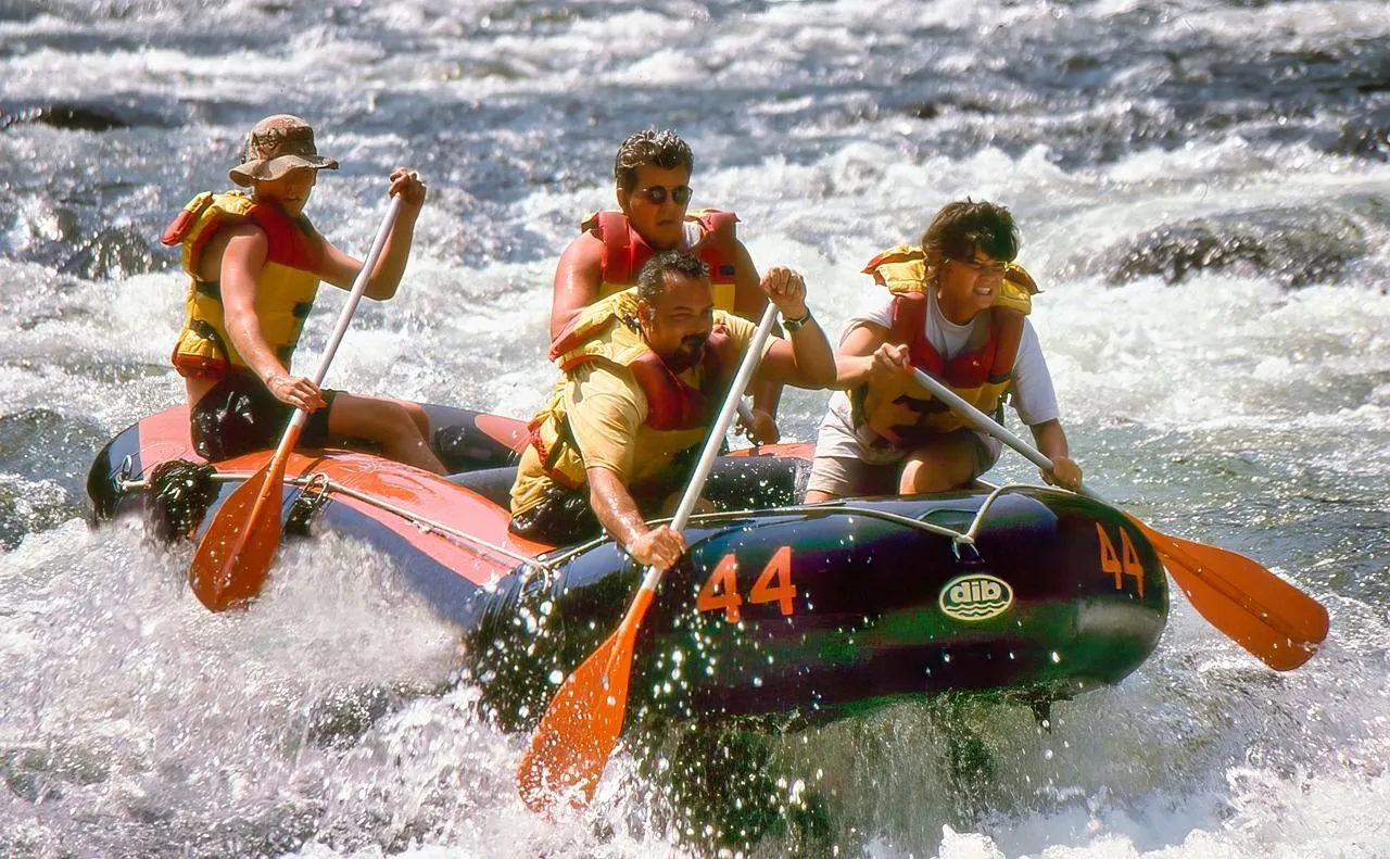 Free White Water River Rafting & Rafting Image