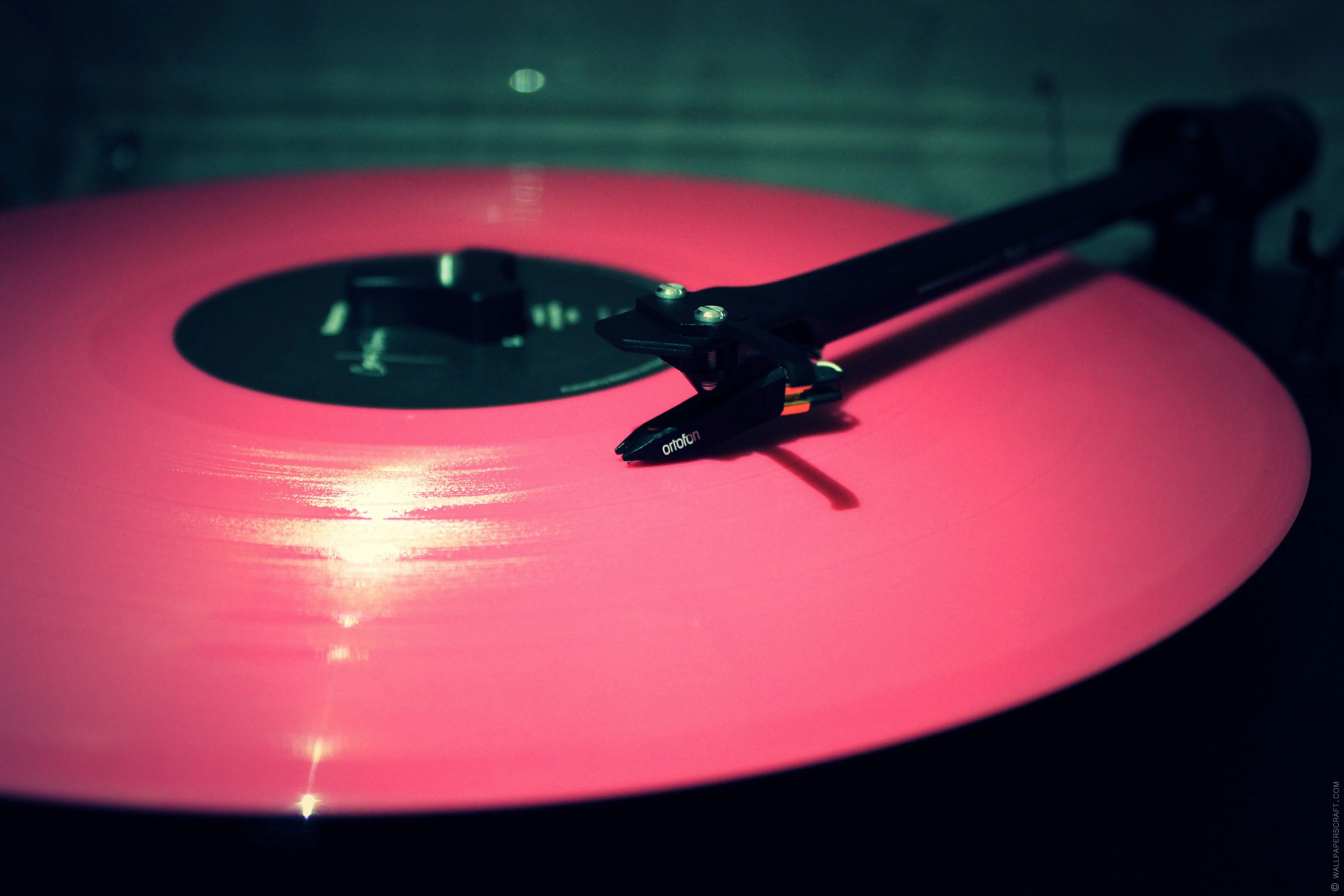 Desktop wallpaper: Plate, Music, Needle, Pink, Vinyl, Turntable, Record Player 4K free download for PC. 137876