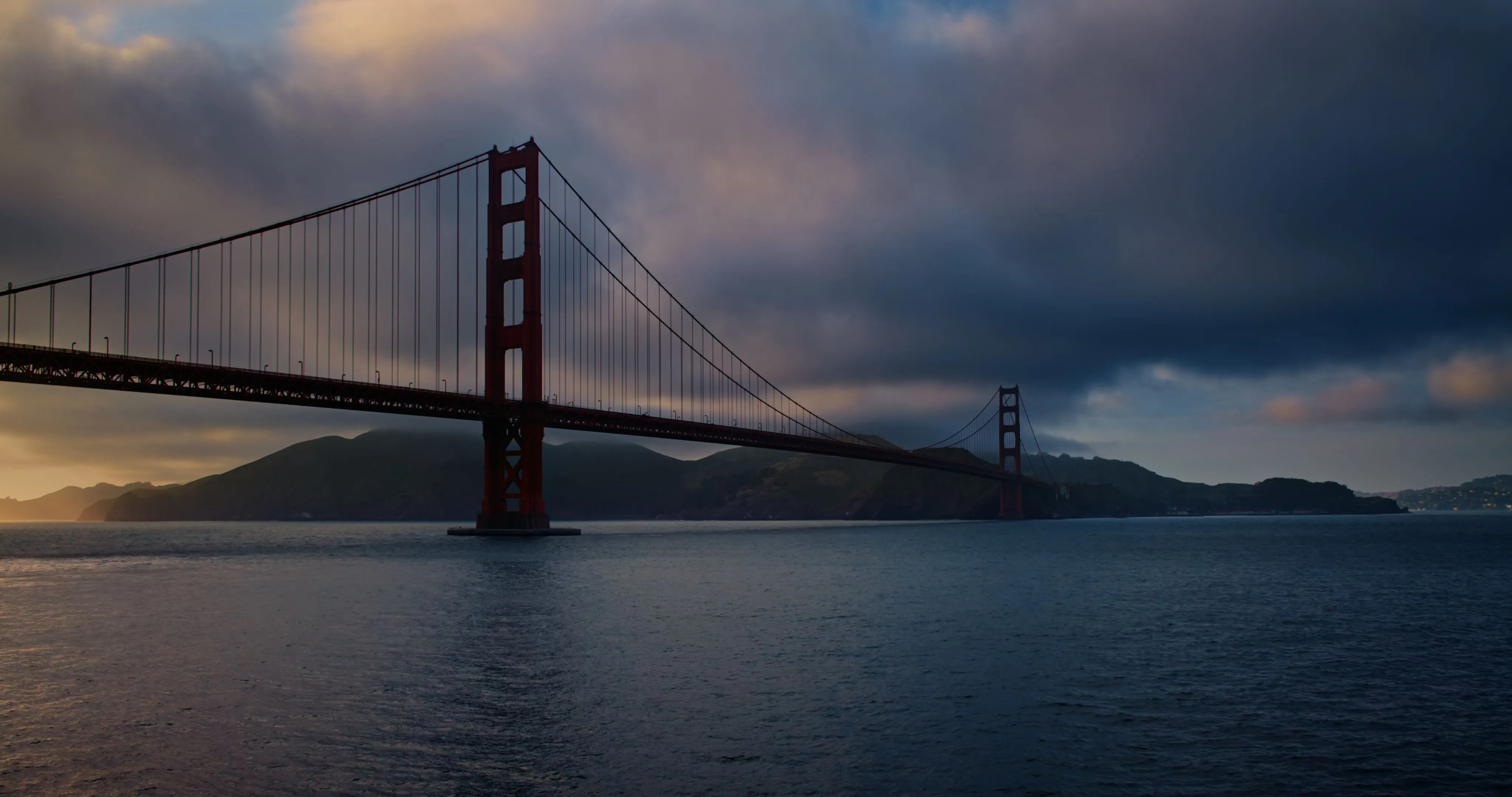 Download the Official macOS 27 Golden Gate Wallpaper for Mac