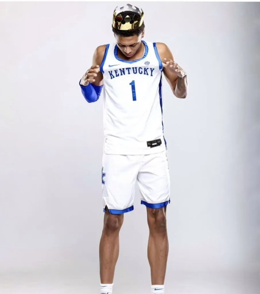 Who chose the props for Meleek Thomas' Kentucky photohoot?