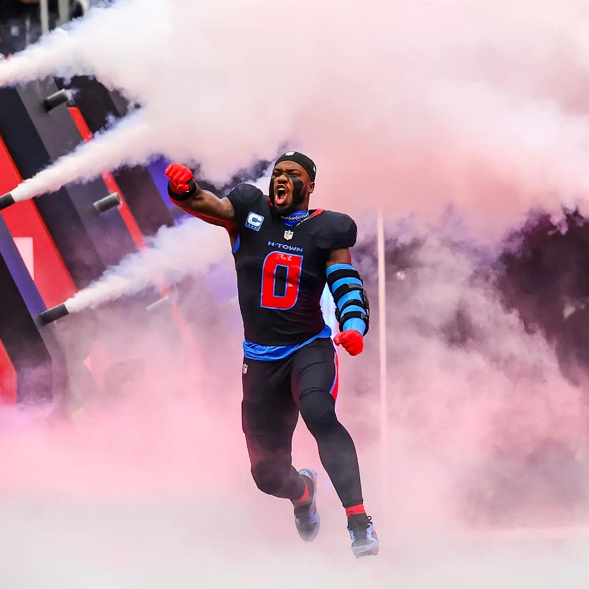 Texans, Pro Bowl Defender Share Mutual Interest in Extension