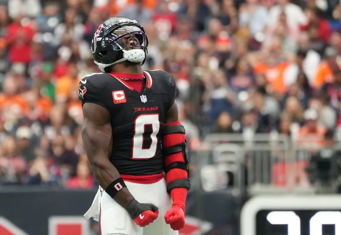 Texans Officially Sign LB Azeez Al Shaair To Extension Level Media Sports Content Solutions