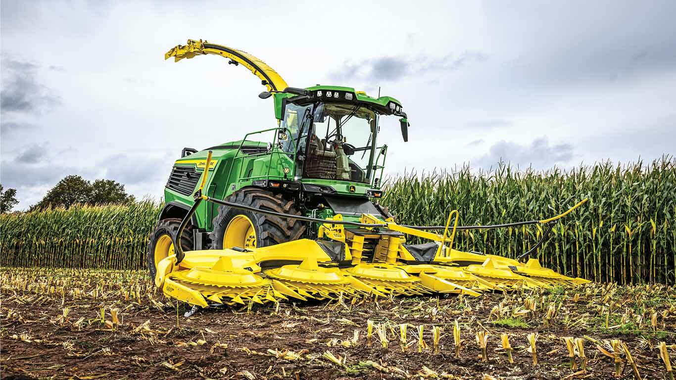 F9 700 Self Propelled Forage Harvester