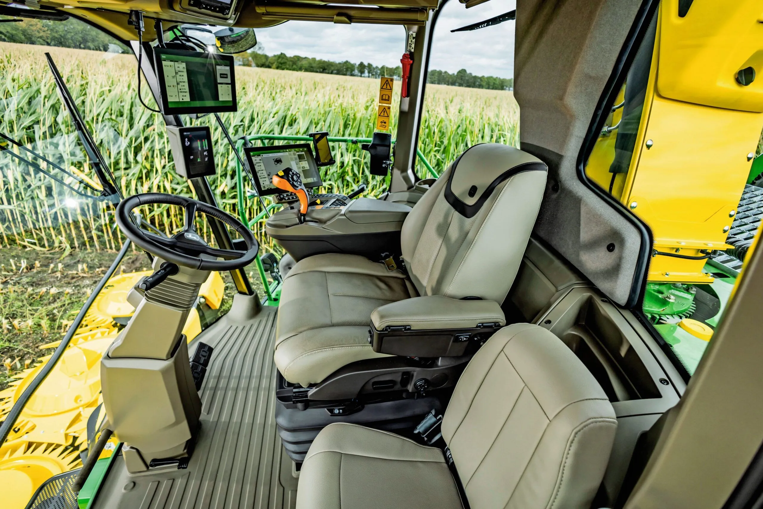 John Deere Introduces New Self Propelled Forage Harvesters. Industrial Vehicle Technology International