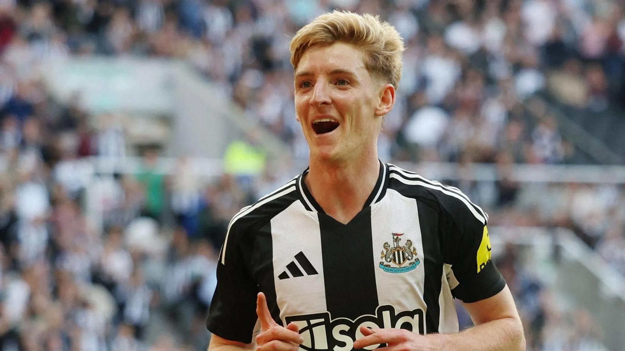 Anthony Gordon Scores As Newcastle Utd Beat Girona 4 0
