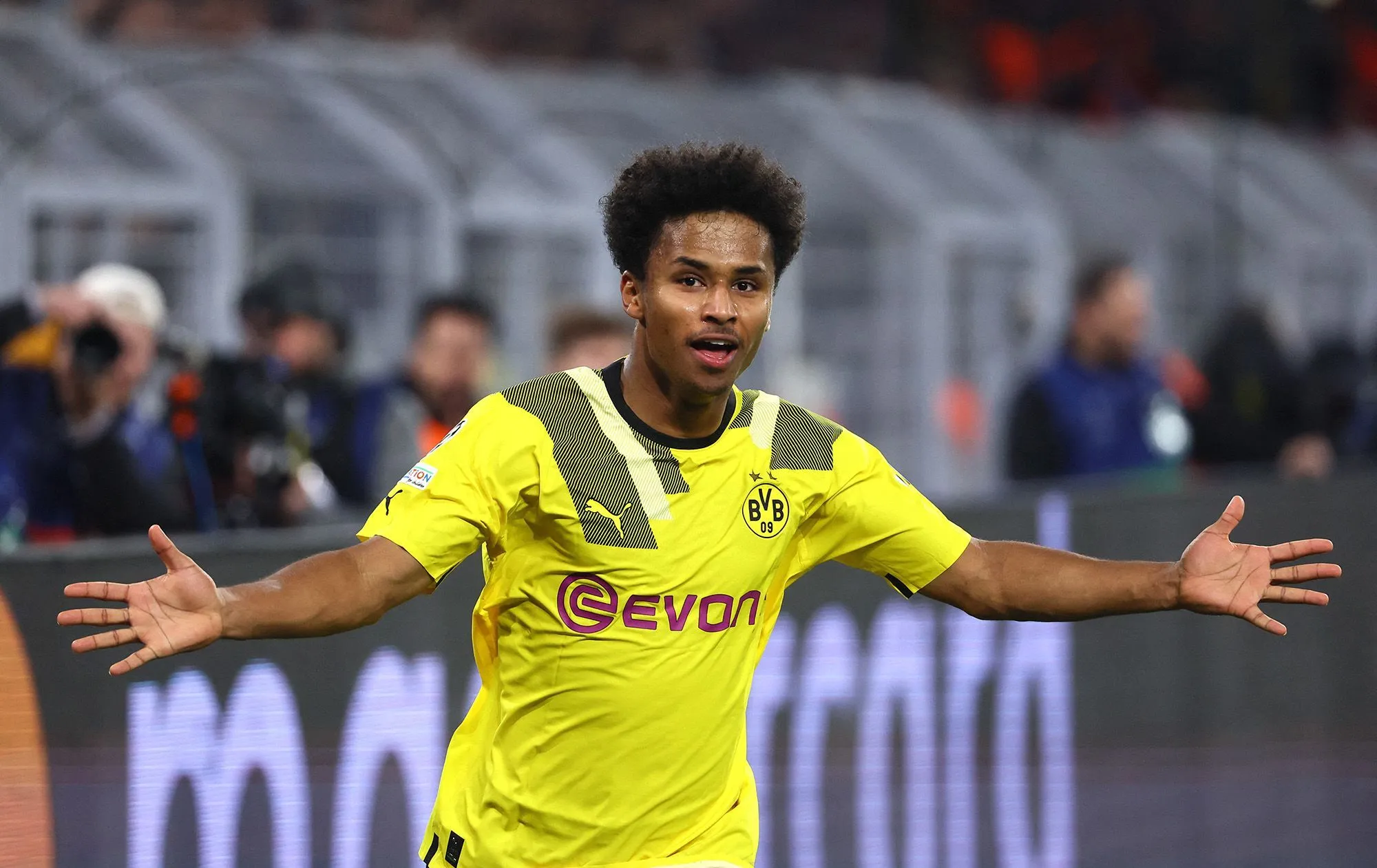 Superb Solo Karim Adeyemi Goal Helps Borussia Dortmund Beat Chelsea 1 0 In Champions League