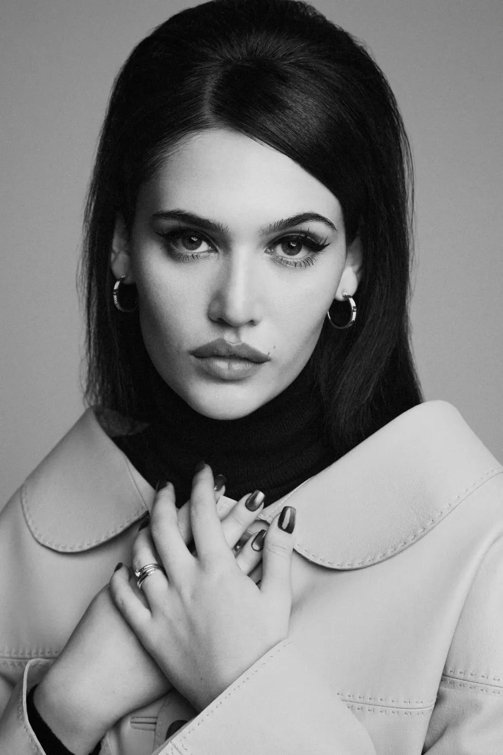 Sienna Spiro on Her Debut Album, Her Inspirations, and Getting Over a Breakup