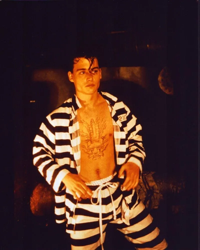 Posterazzi Johnny Depp In Jail Uniform For Cry Baby Photo Print (8 X 10) # MVM72417: Posters & Prints