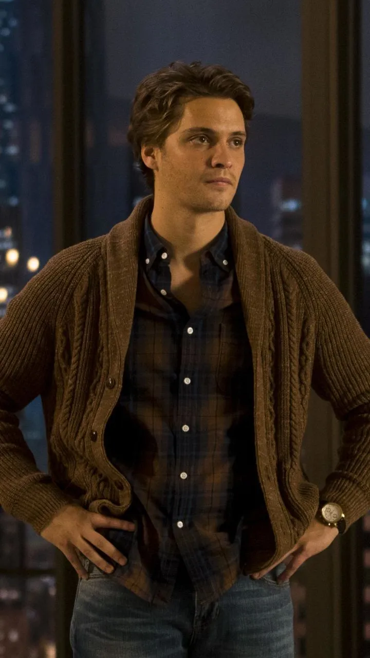 Luke Grimes Phone Wallpaper: Free 4K & HD Downloads